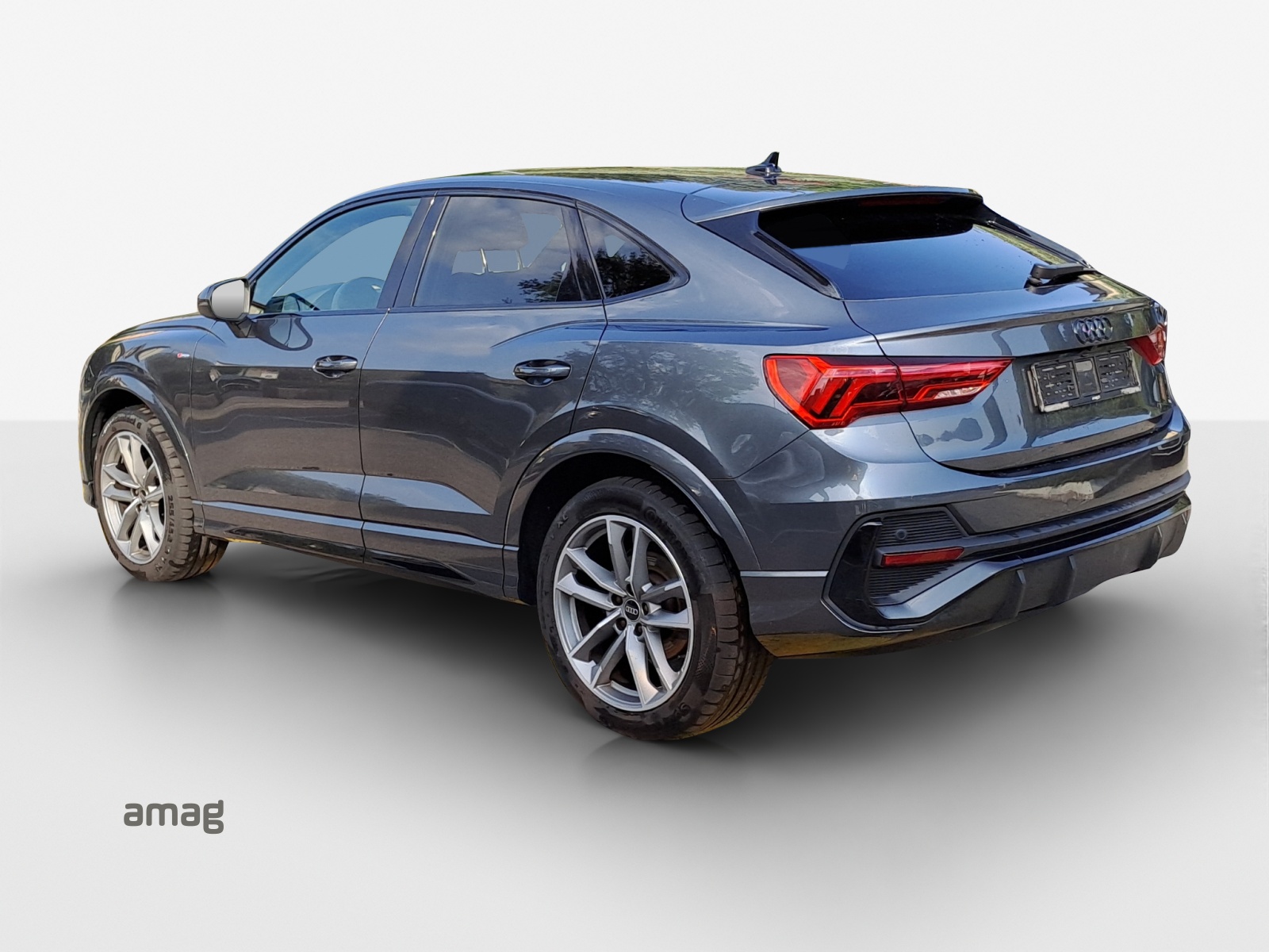 AUDI Q3 Sportback 35 TFSI S line Attraction S-tronic-showroom-element-2