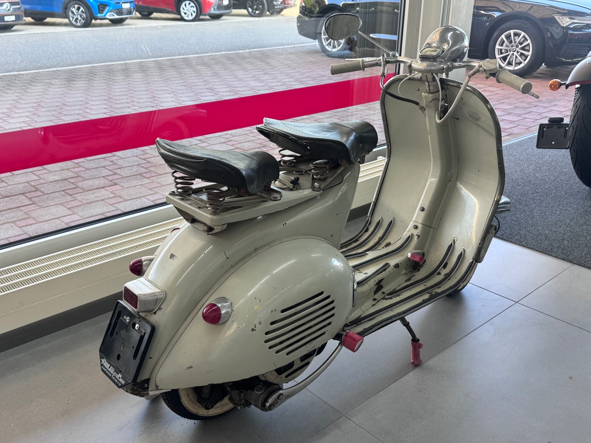 PIAGGIO Vespa 125 ACMA-image-4