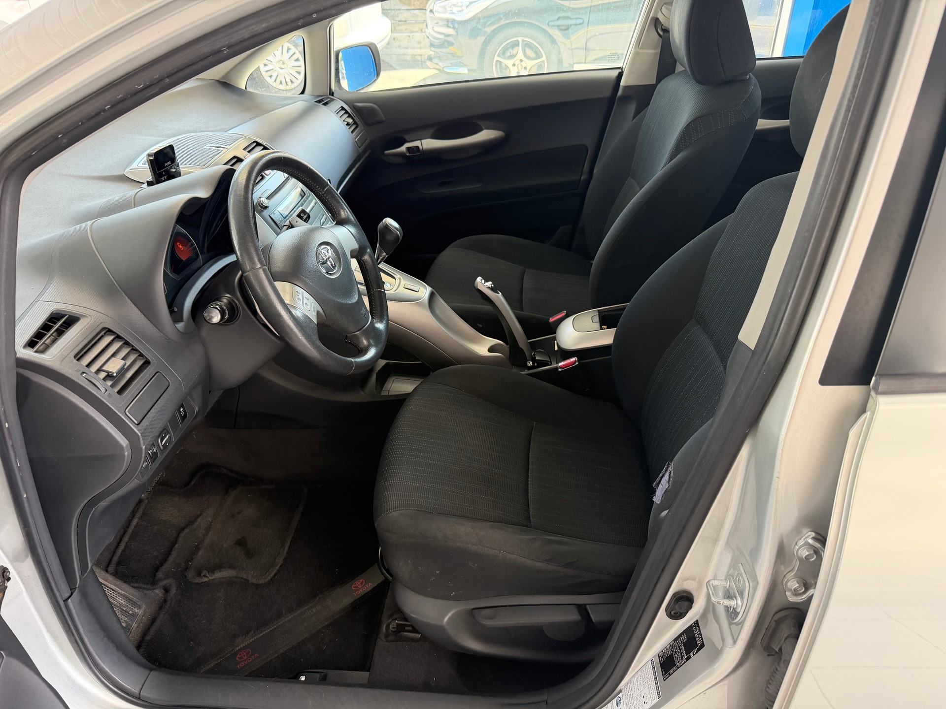 TOYOTA Auris 1.6 Linea Sol MultiMode-image-11