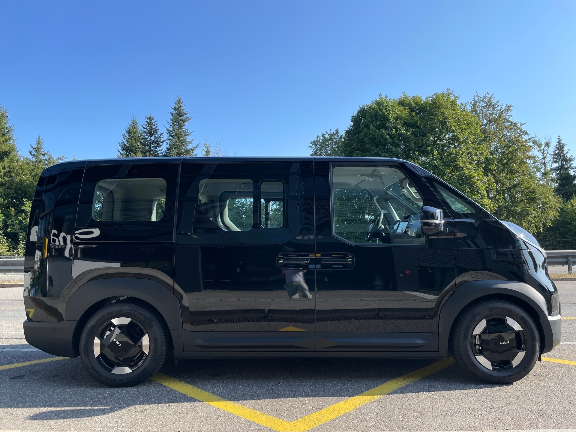 KIA PV5 71.2 kWh Elite mit Wärmepumpe, VOLLAUSSTATTUNG-image-3