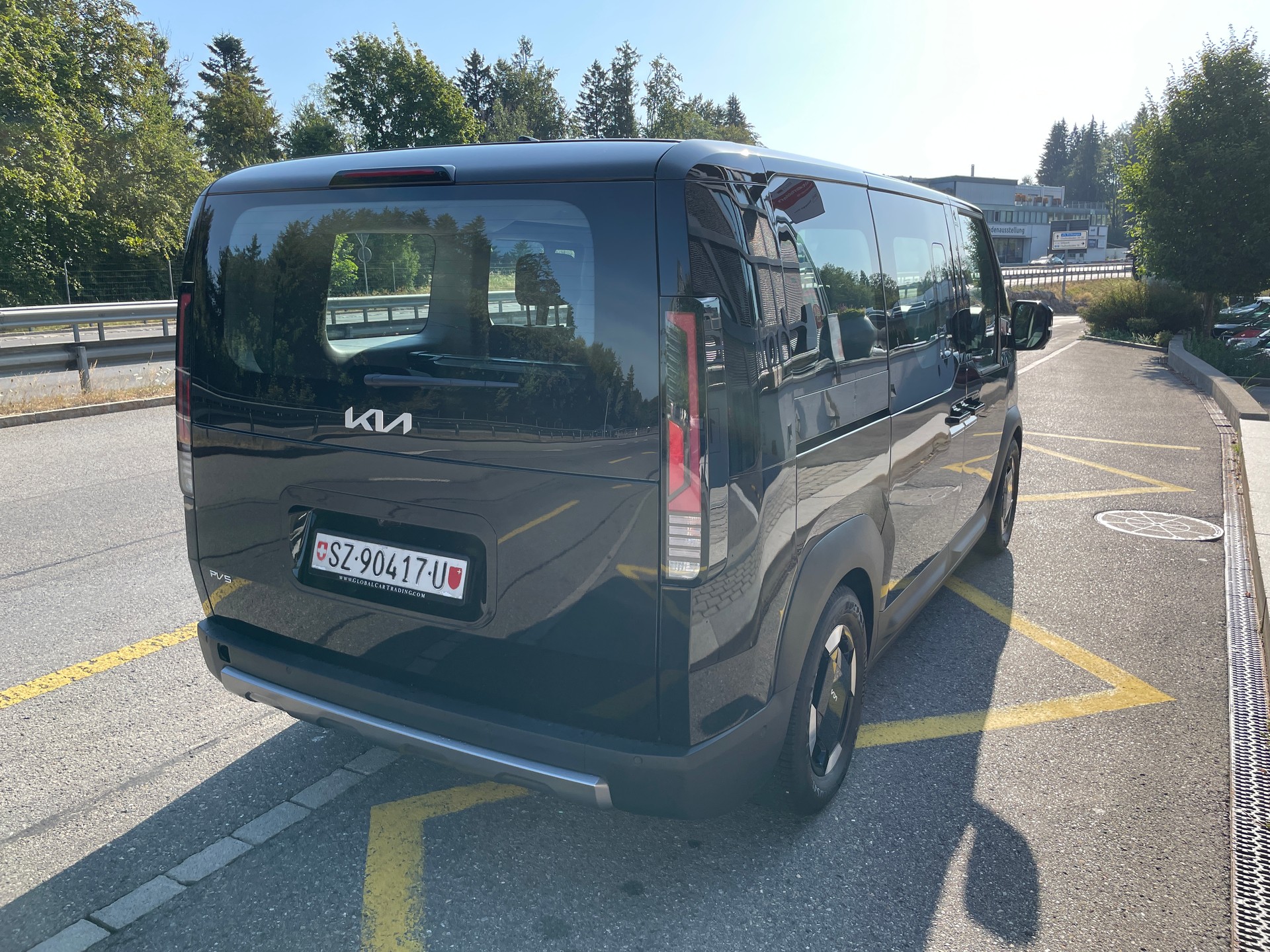 KIA PV5 71.2 kWh Elite mit Wärmepumpe, VOLLAUSSTATTUNG-image-5