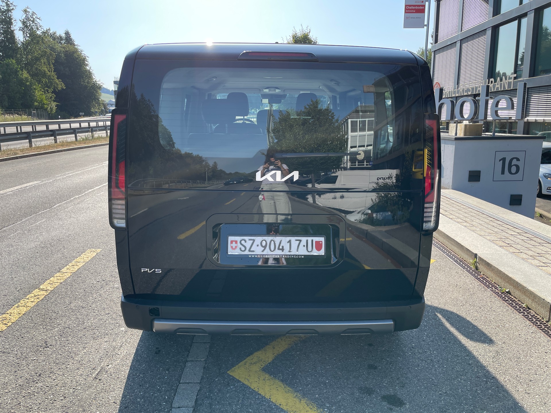 KIA PV5 71.2 kWh Elite mit Wärmepumpe, VOLLAUSSTATTUNG-image-6