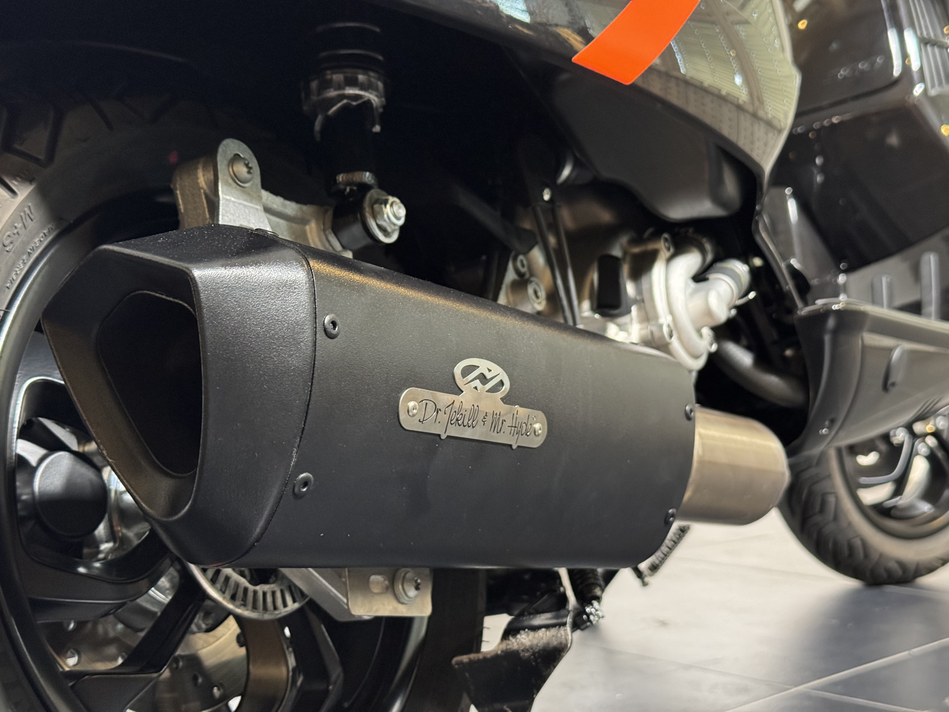 PIAGGIO Vespa GTV 300 HPE-image-5