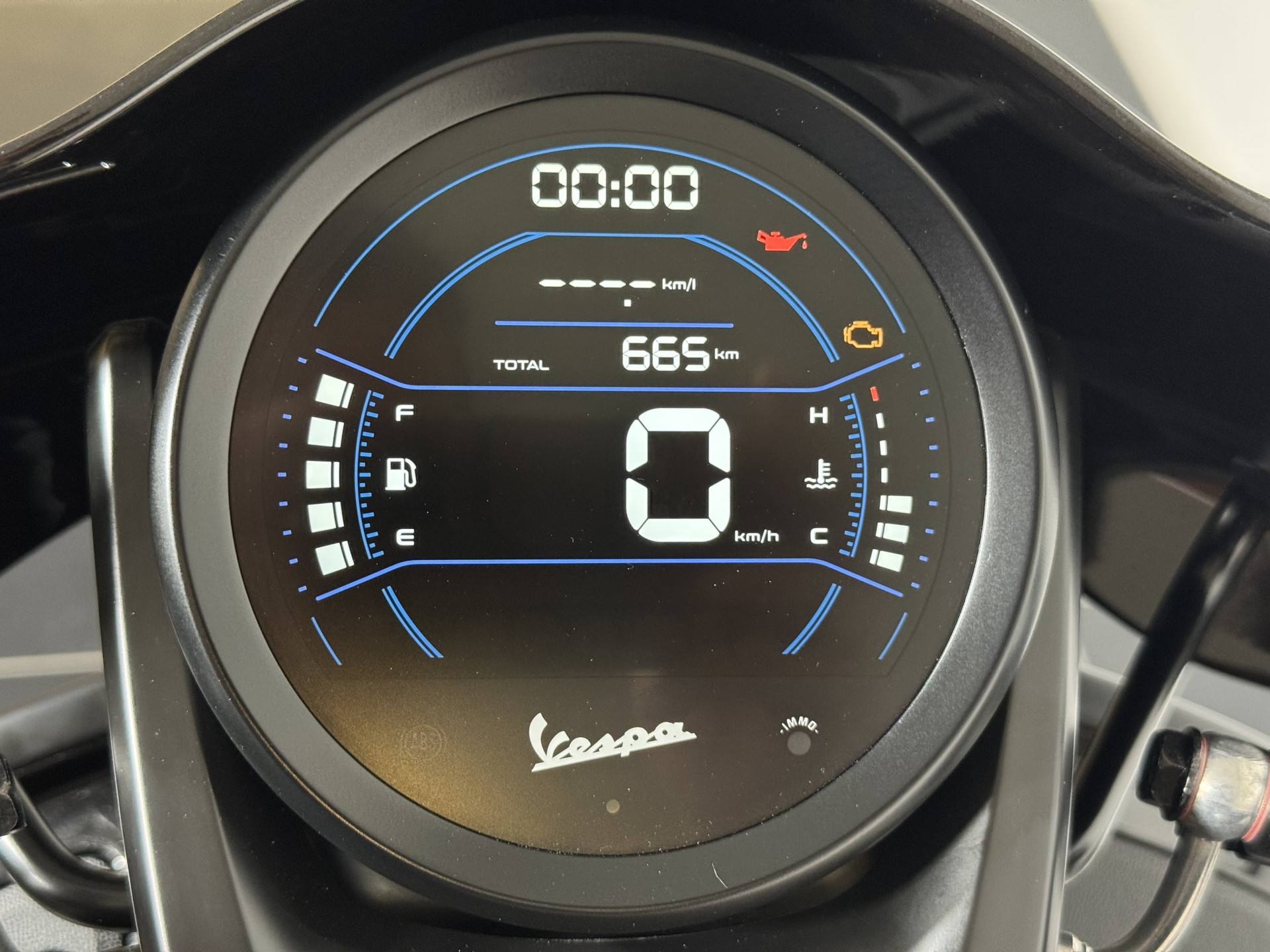 PIAGGIO Vespa GTV 300 HPE-showroom-element-2