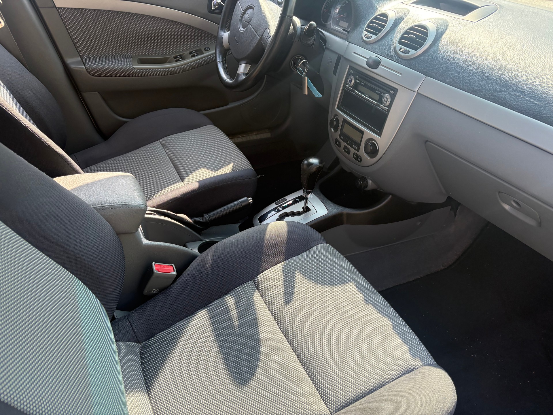 CHEVROLET Lacetti 1.8 16V CDX-image-2