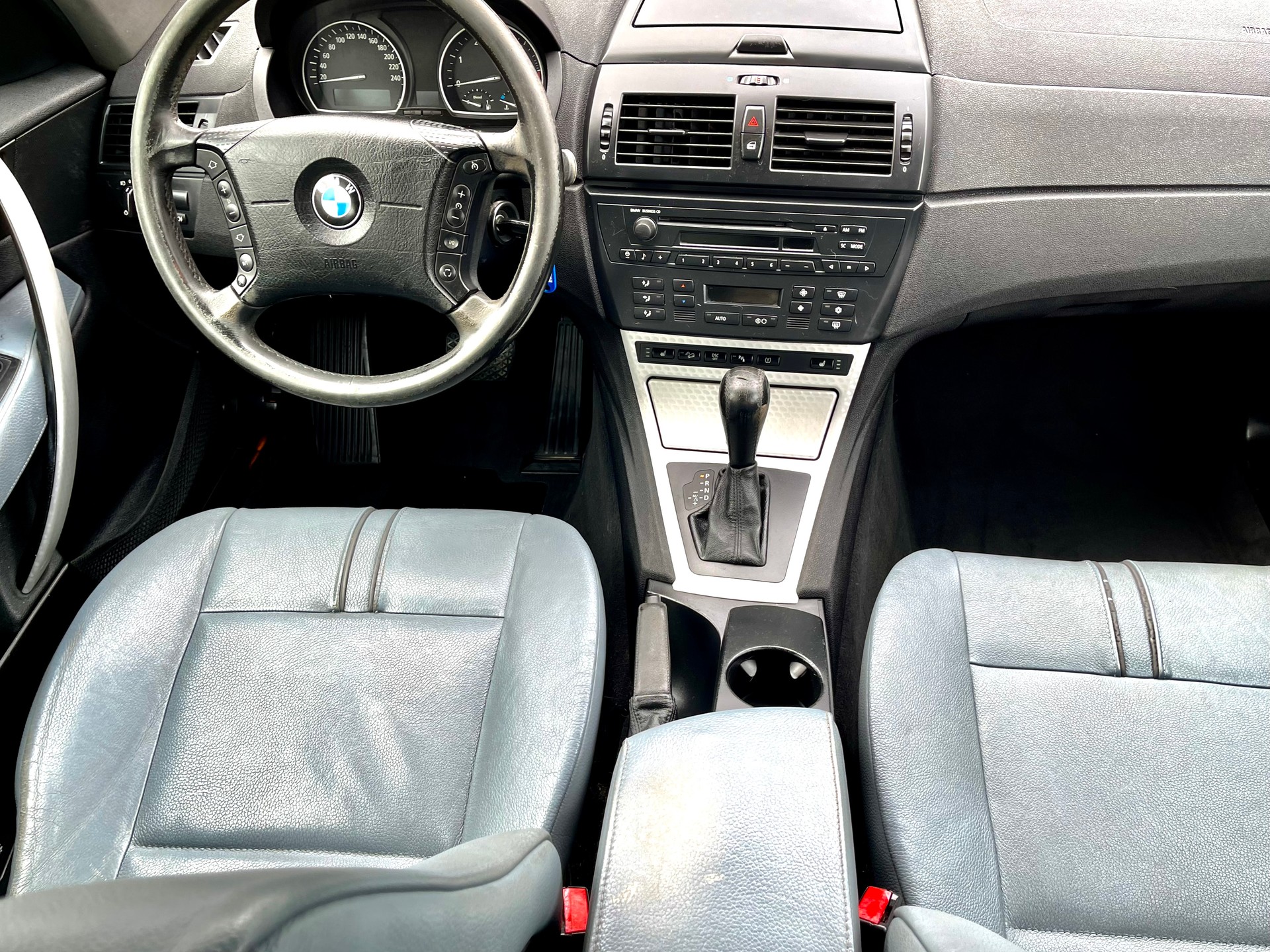 BMW X3 3.0d-image-1