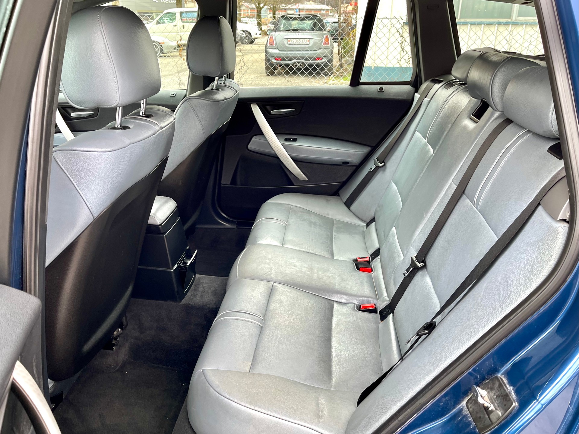 BMW X3 3.0d-image-3