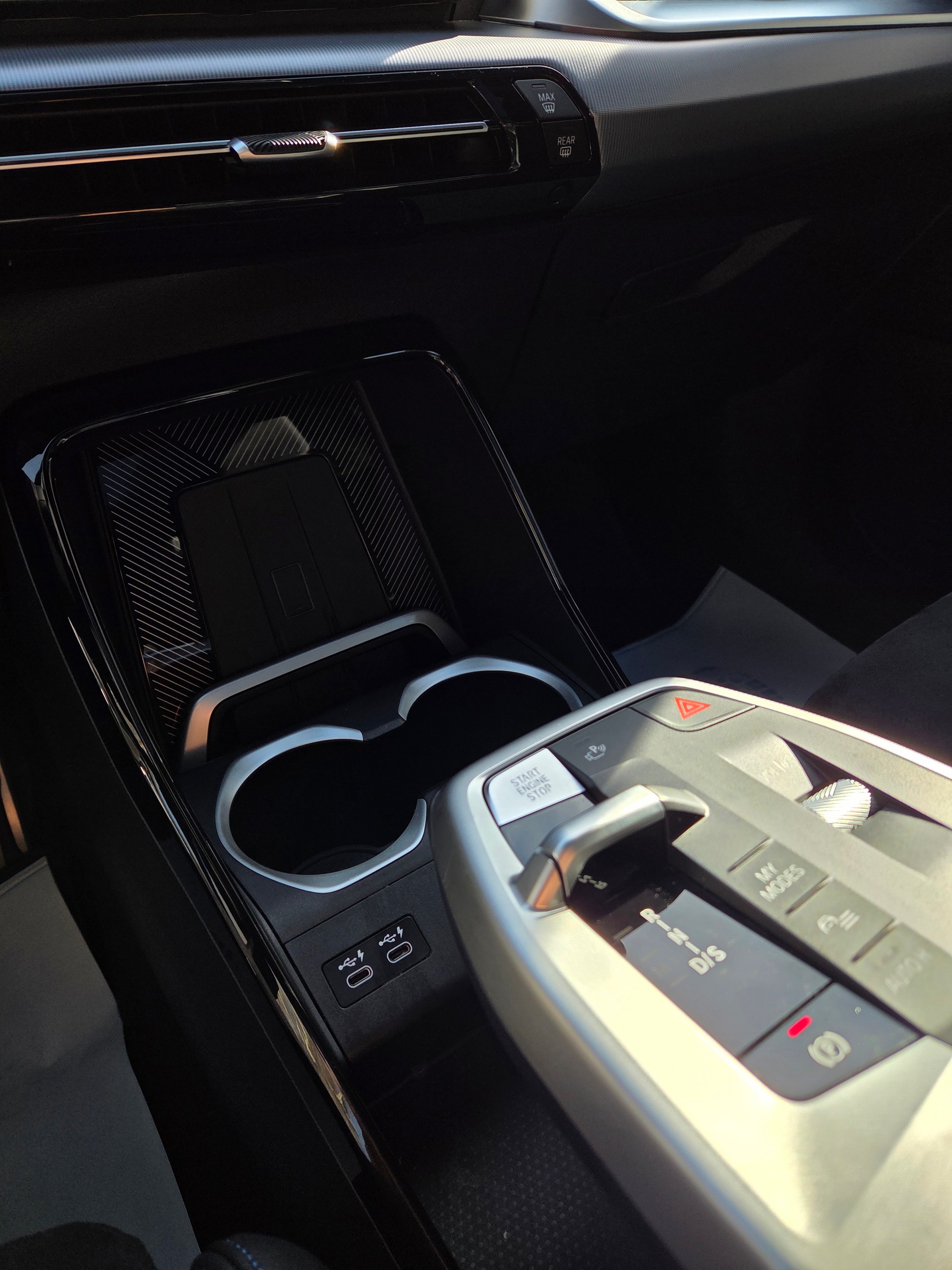 BMW X1 xDrive 23i 48V M Sport-image-10