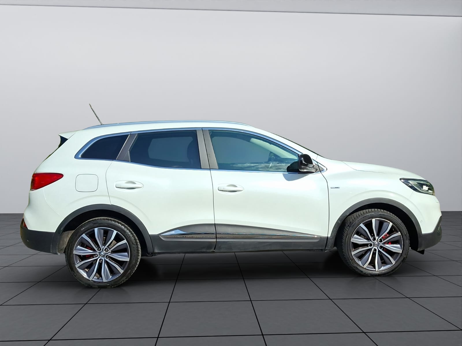 RENAULT Kadjar 1.2 16V Turbo Bose-image-8