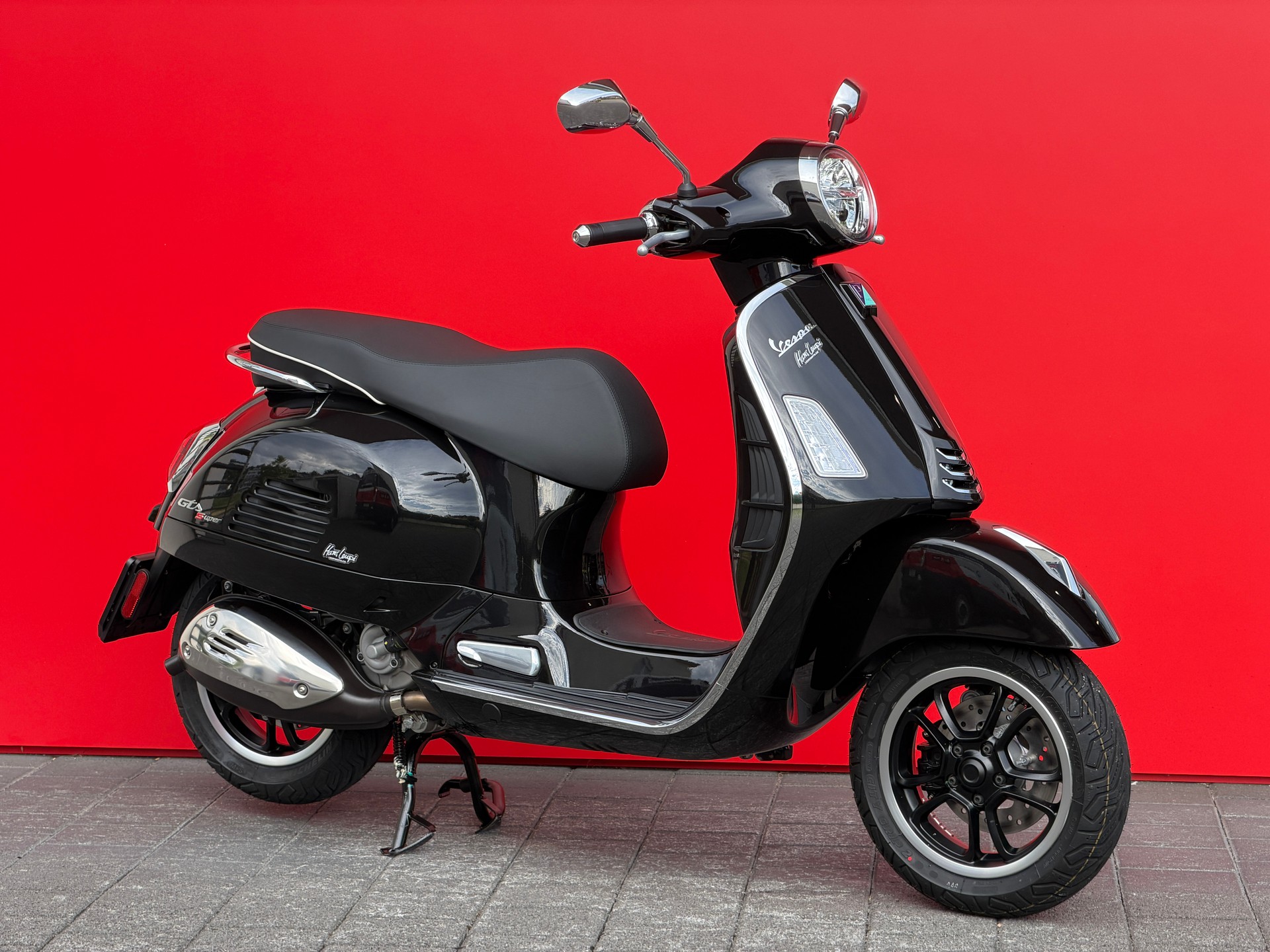 PIAGGIO Vespa GTS 125 Super RST Euro 5+ MY26-image-12