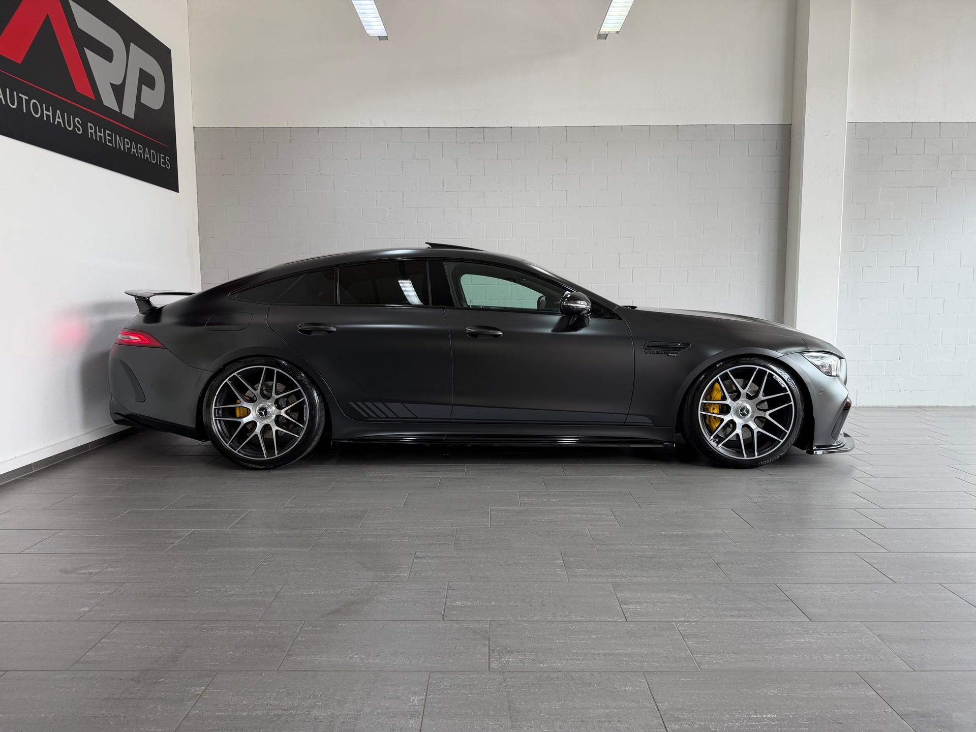 MERCEDES-BENZ AMG GT 4 63 S Edition 1 4Matic+ Speedshift MCT * Burmester * Aeropaket * Schiebedach * Softclose *-image-2