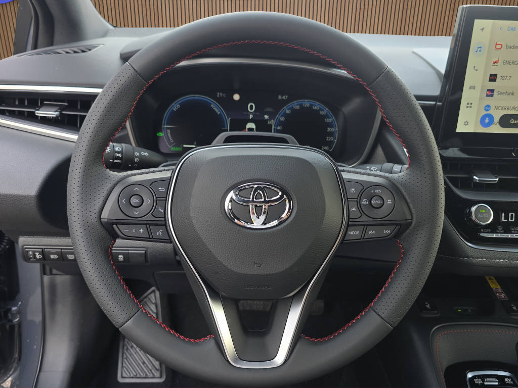 TOYOTA Corolla Touring Sports 2.0 HSD GR-Sport + e-CVT Automat-image-14