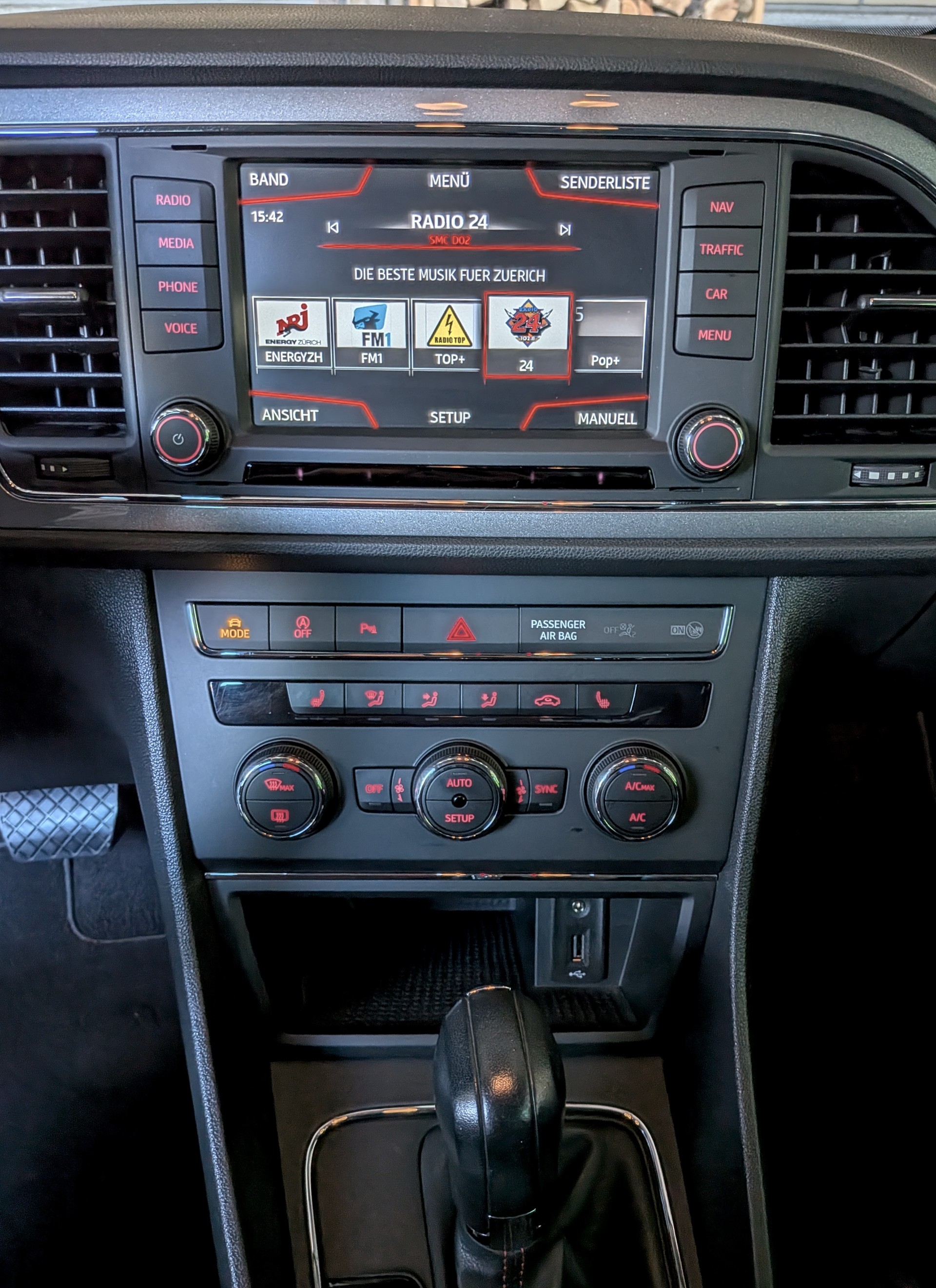 SEAT 1.4 TSI 150 ACT FR Line DSG-image-16