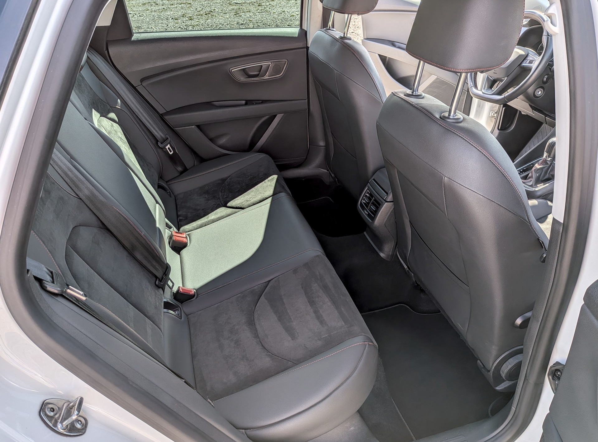 SEAT 1.4 TSI 150 ACT FR Line DSG-image-11