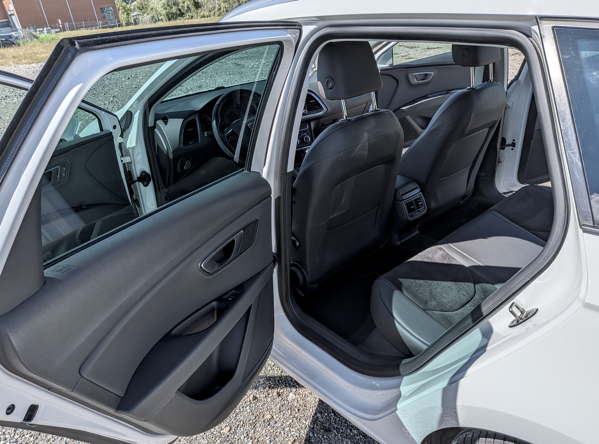 SEAT 1.4 TSI 150 ACT FR Line DSG-image-14