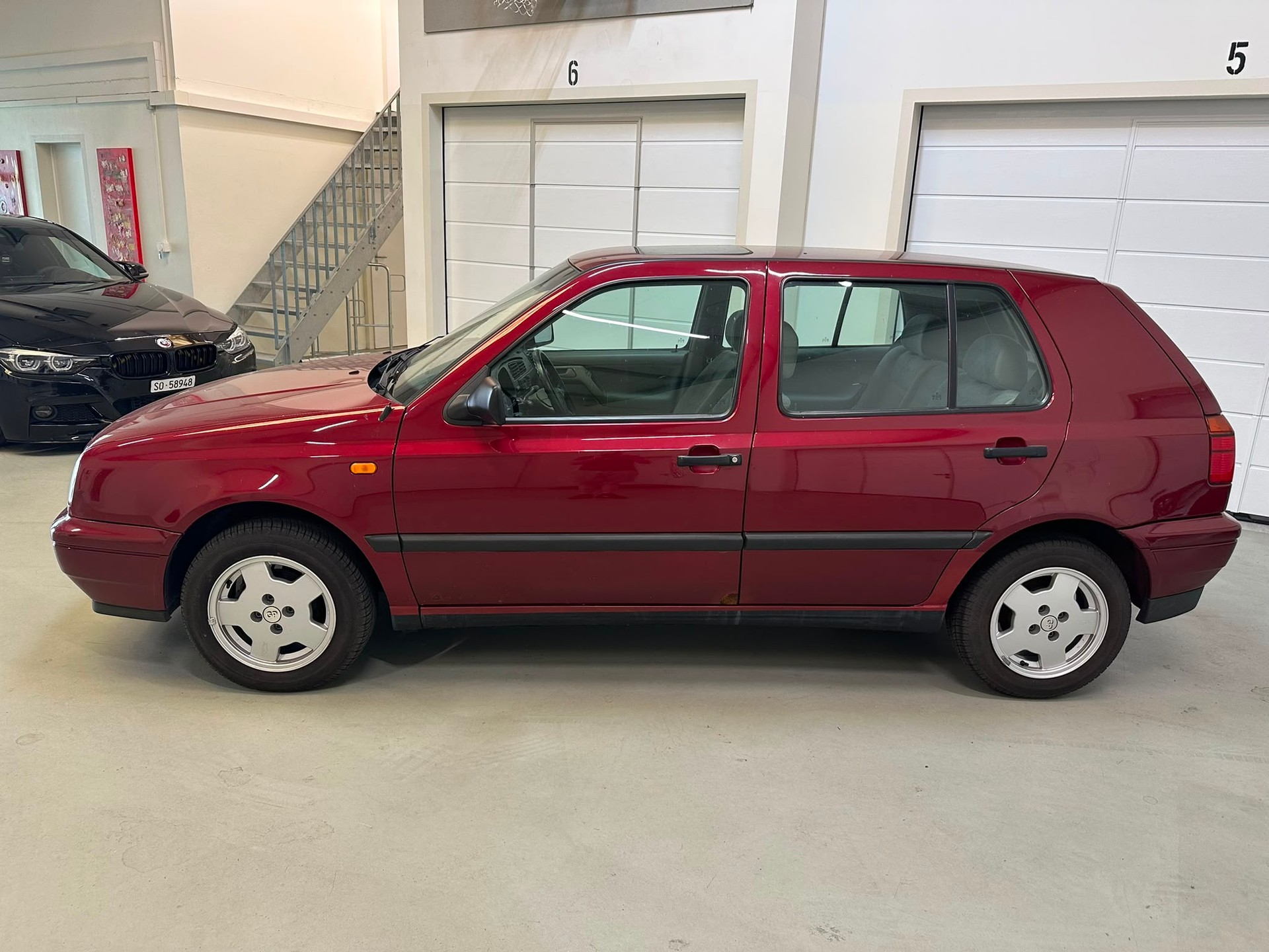VW Golf 1600 Swiss Line ABS-image-3