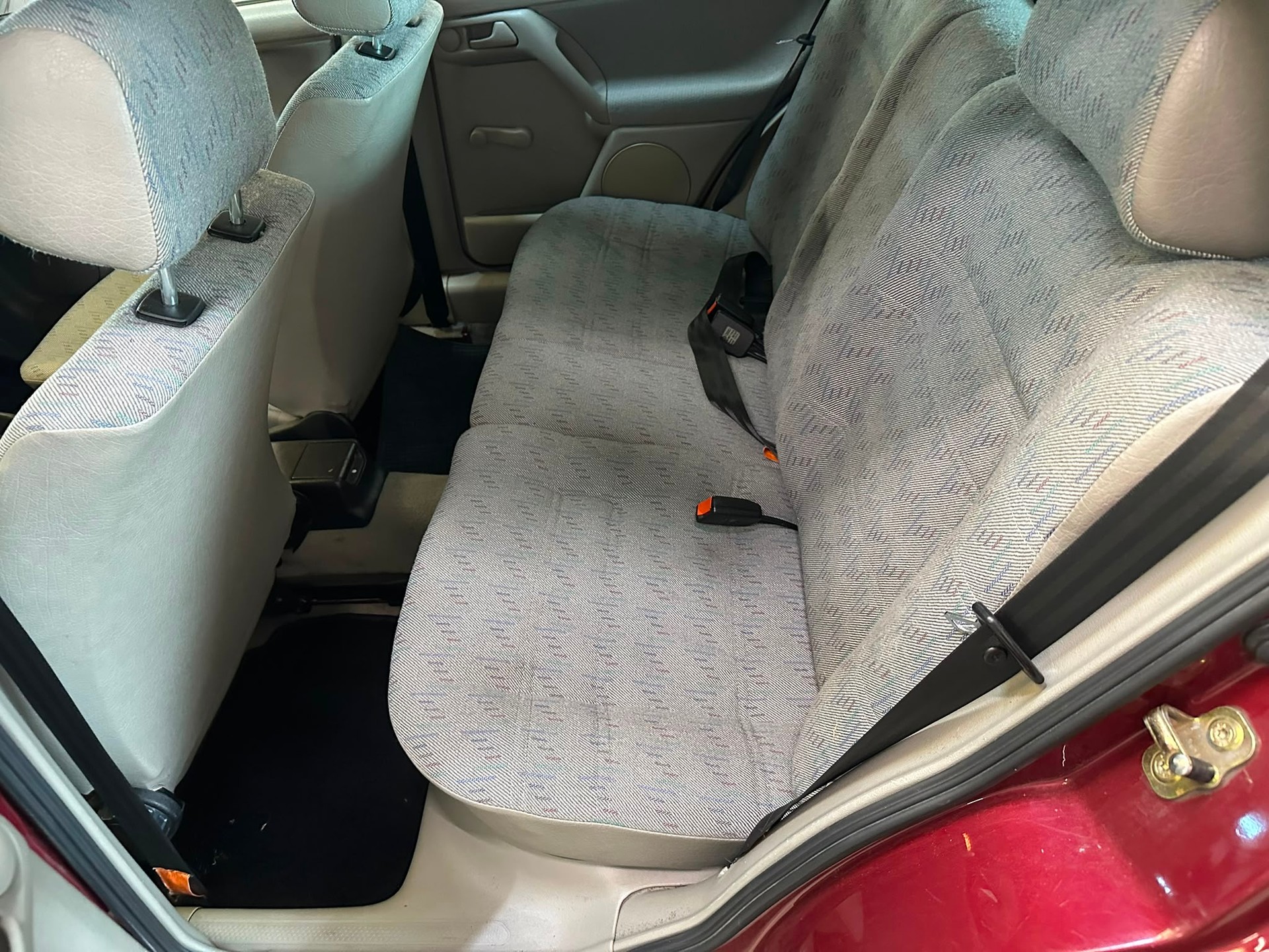 VW Golf 1600 Swiss Line ABS-image-9