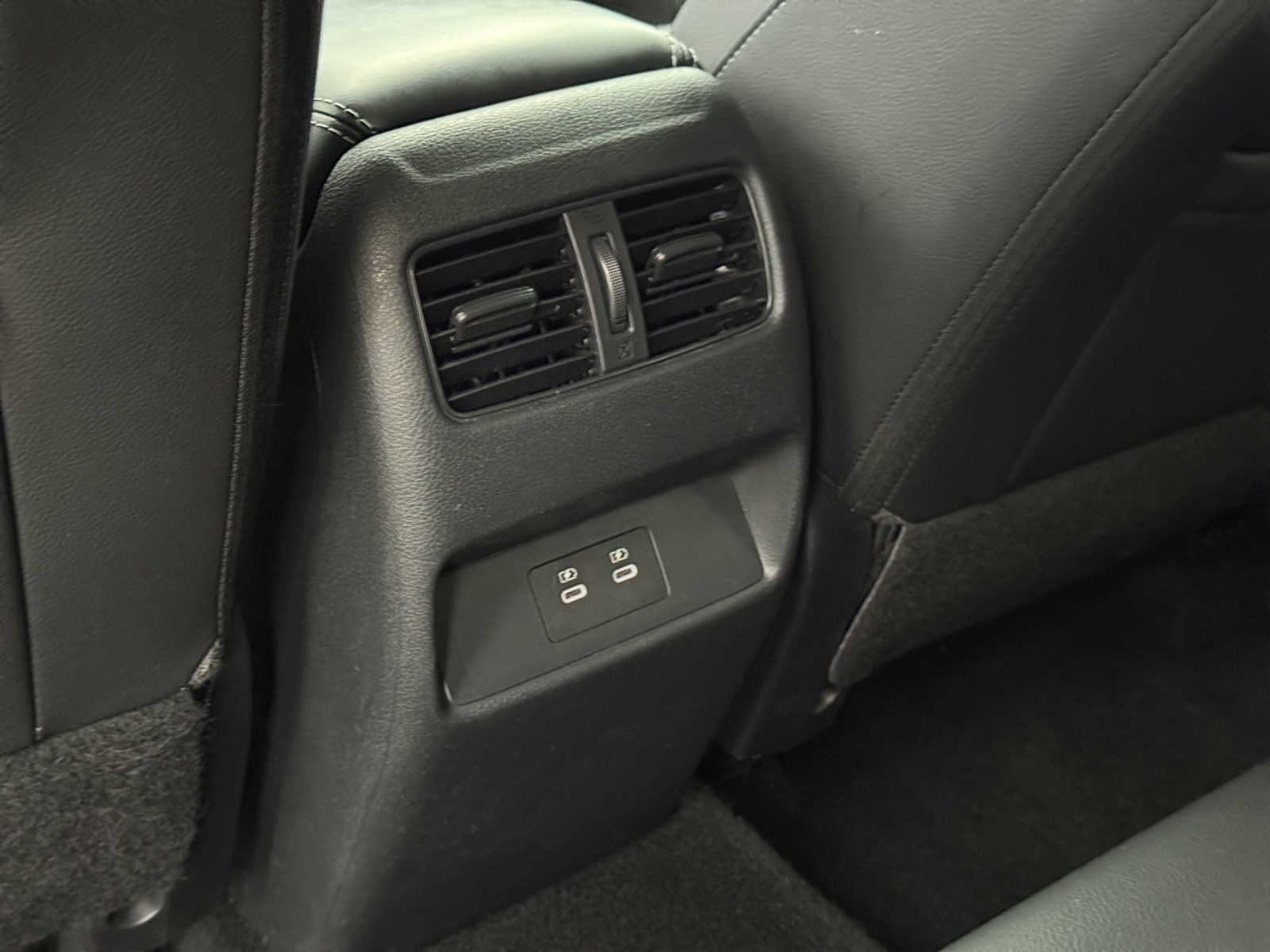 NISSAN Qashqai 1.3 DIG-T MHEV N-Connecta Xtronic-image-19