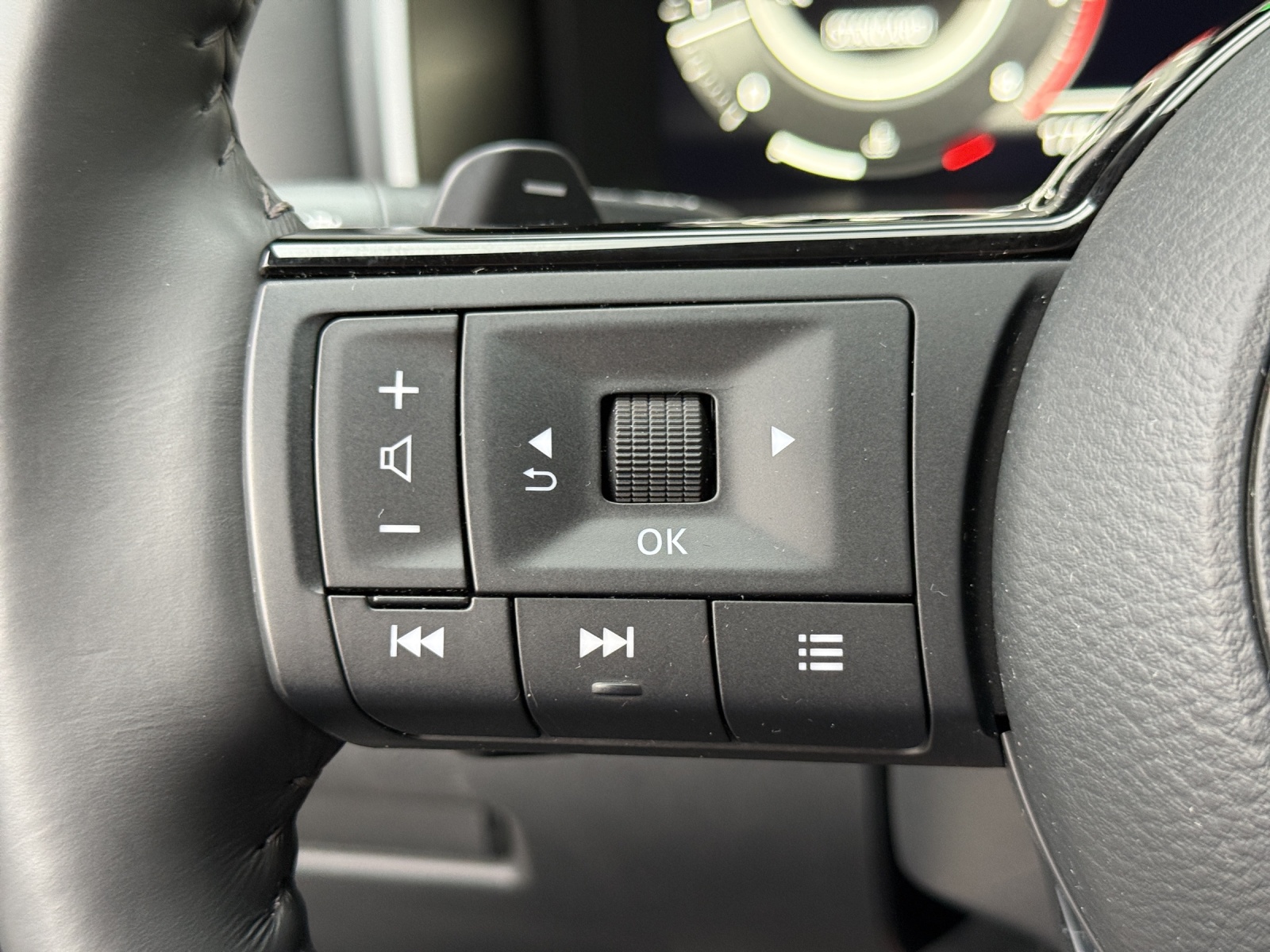 NISSAN Qashqai 1.3 DIG-T MHEV N-Connecta Xtronic-image-22