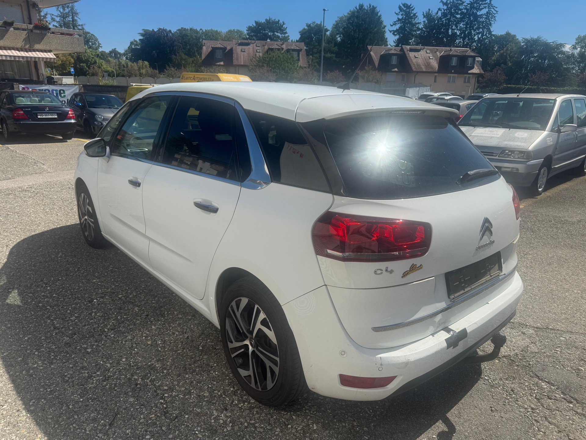 CITROEN C4 Picasso 1.2 Pure Tech Feel Edition-image-6