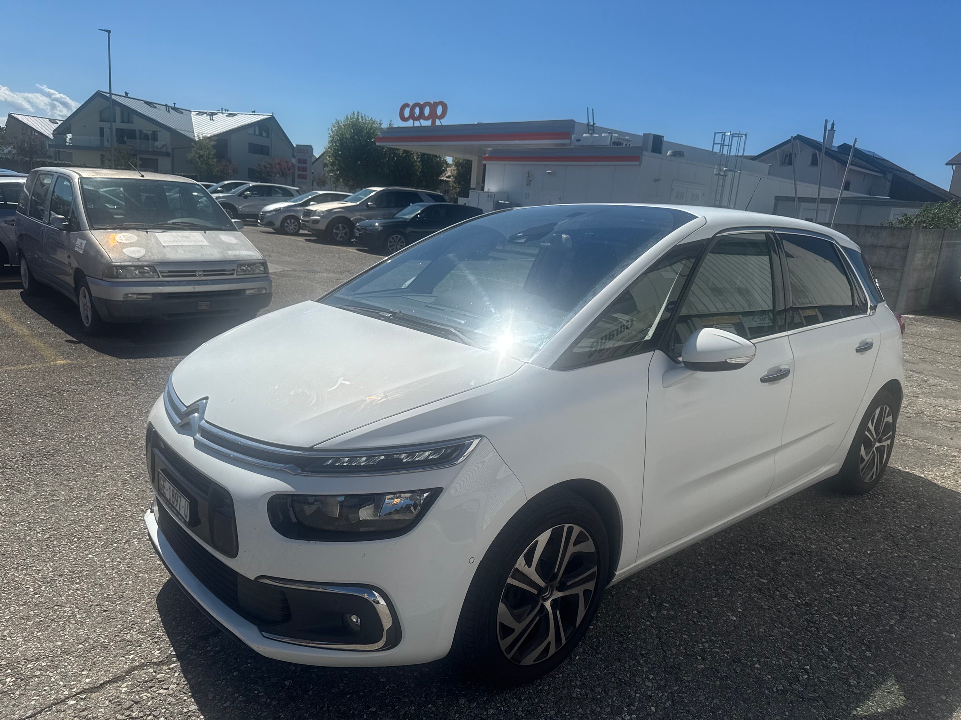 CITROEN C4 Picasso 1.2 Pure Tech Feel Edition-image-8