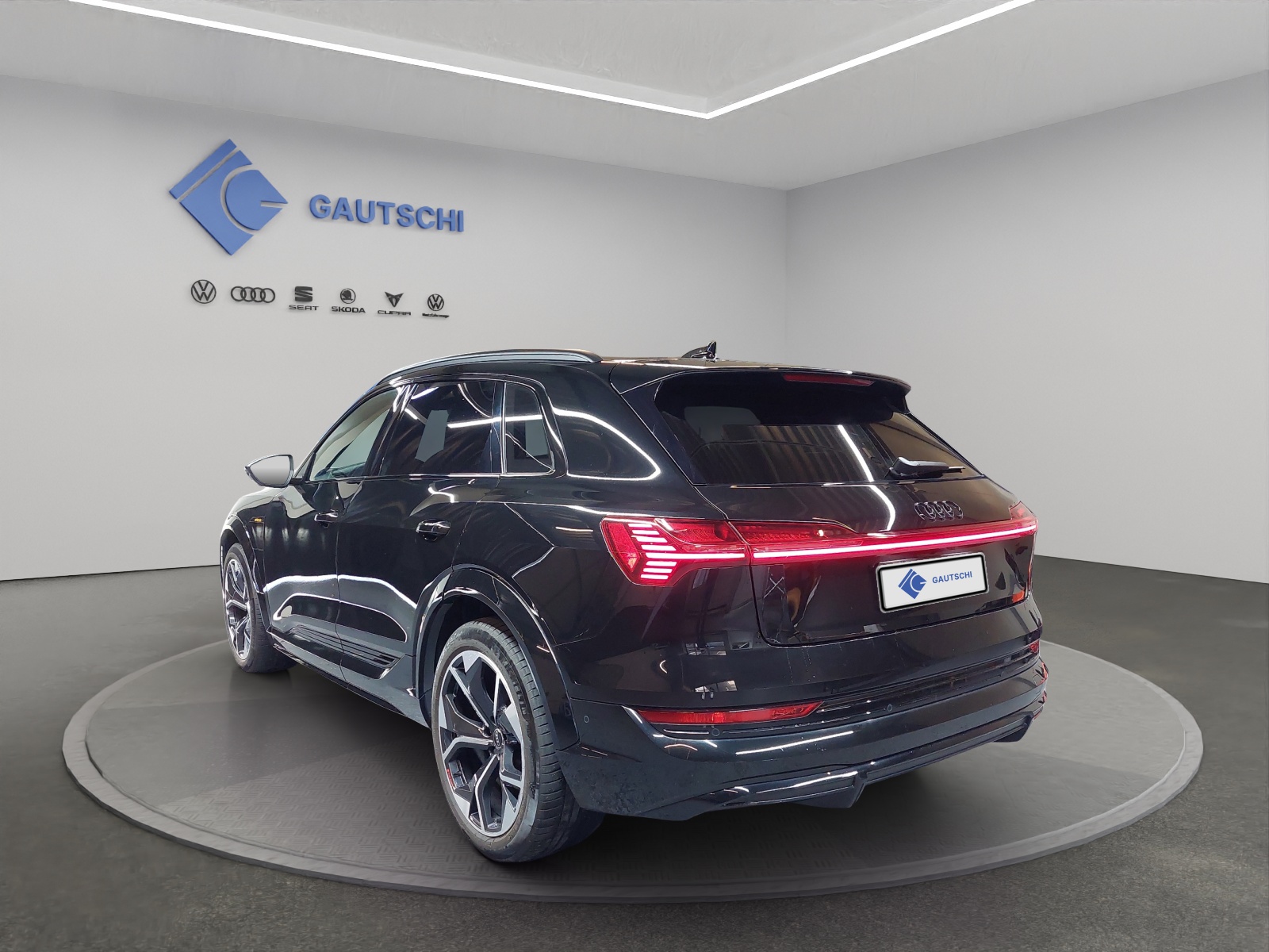 AUDI e-tron S quattro-image-2