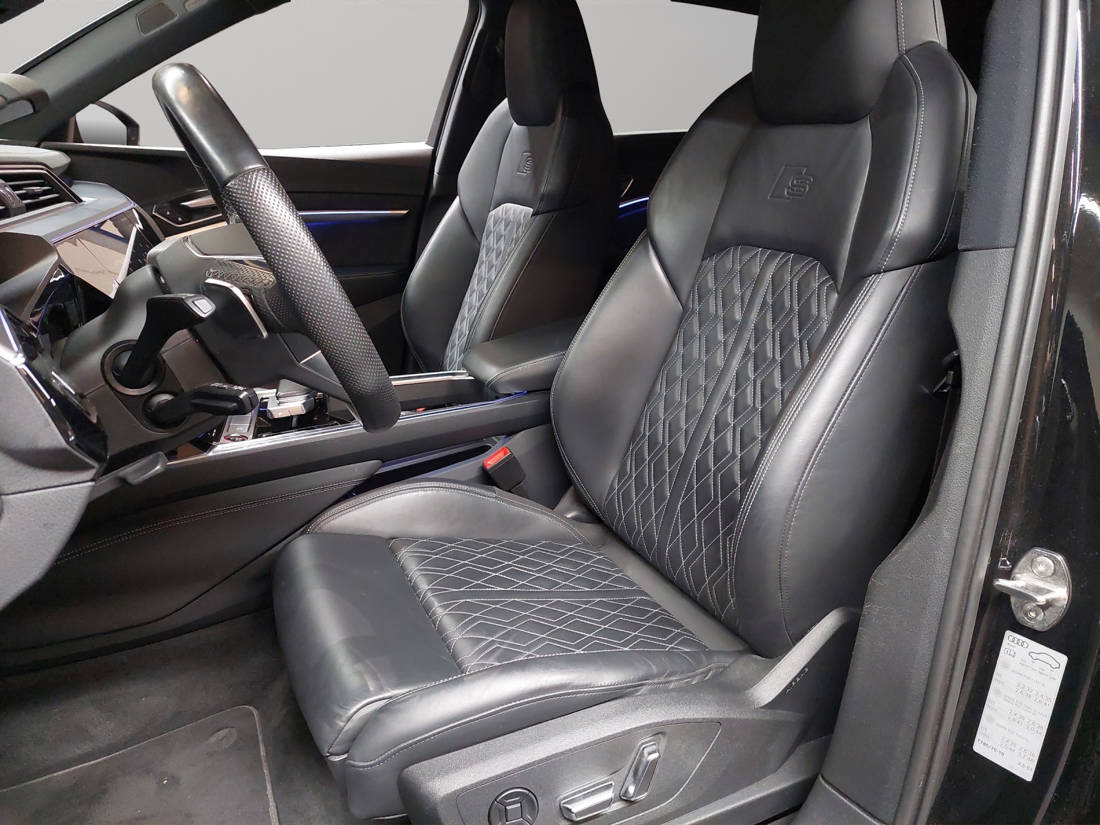AUDI e-tron S quattro-image-5