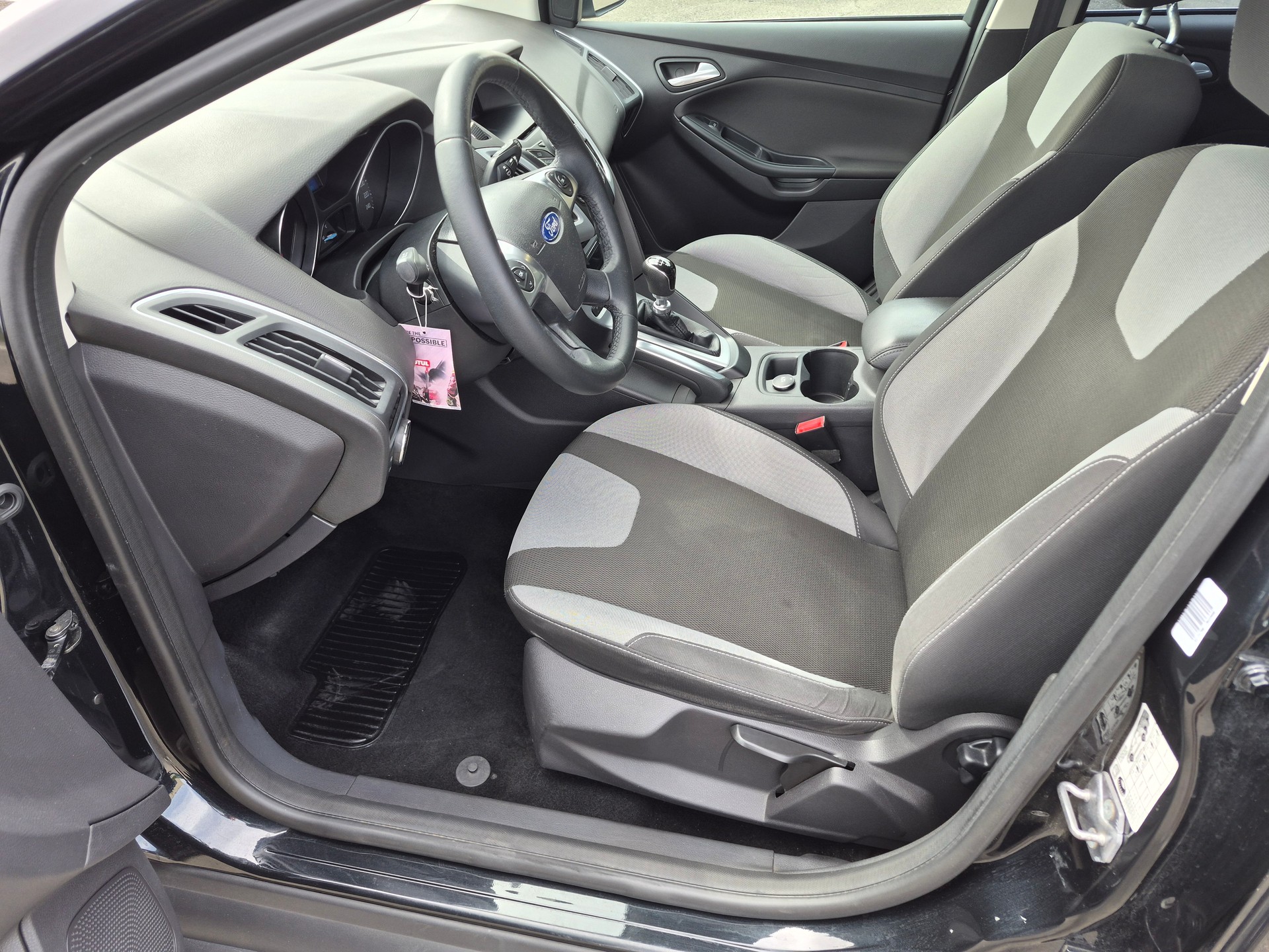 FORD Focus 1.6 SCTi Carving-image-5