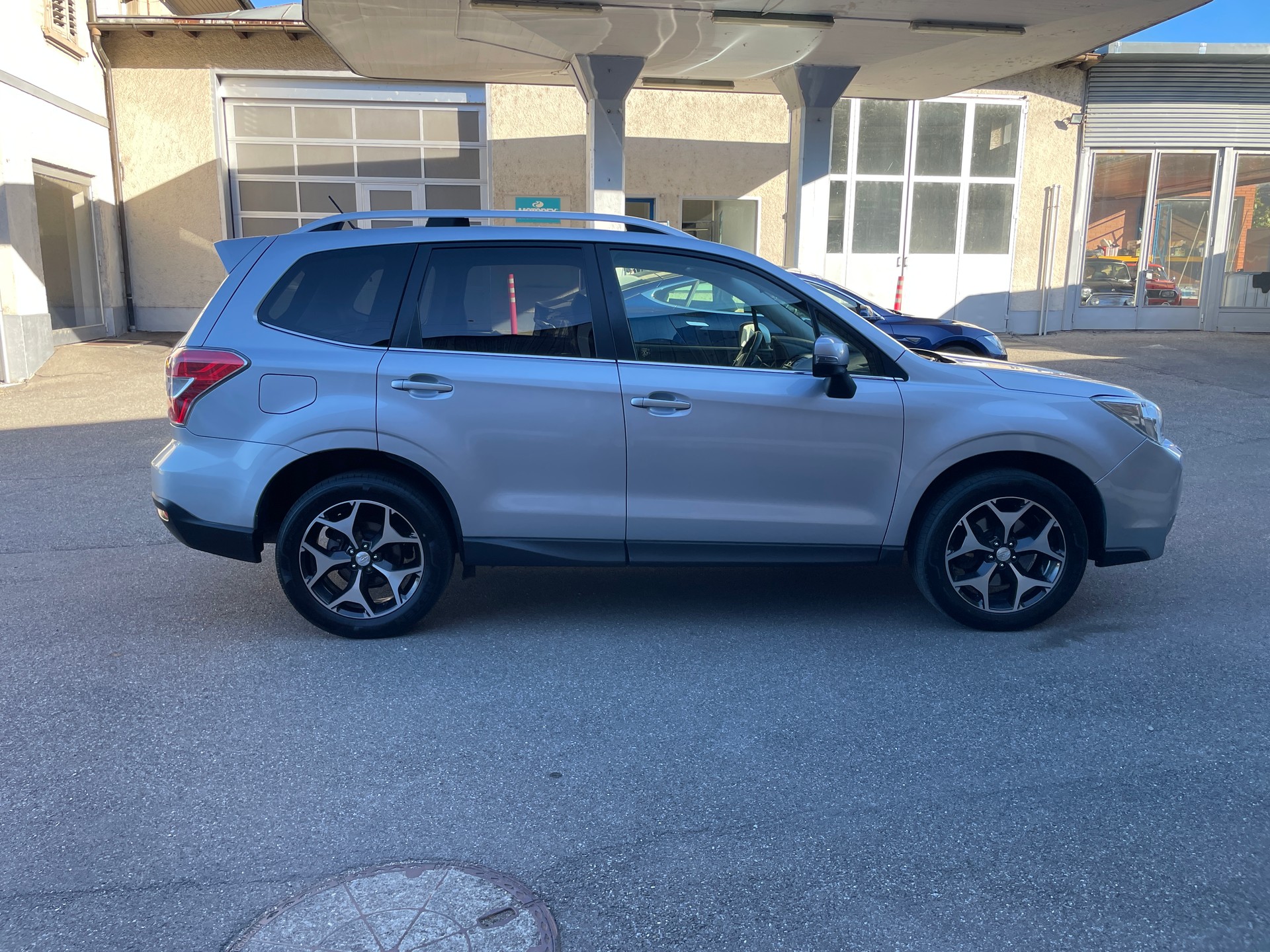 SUBARU Forester 2.0XT Luxury Lineartronic-image-7