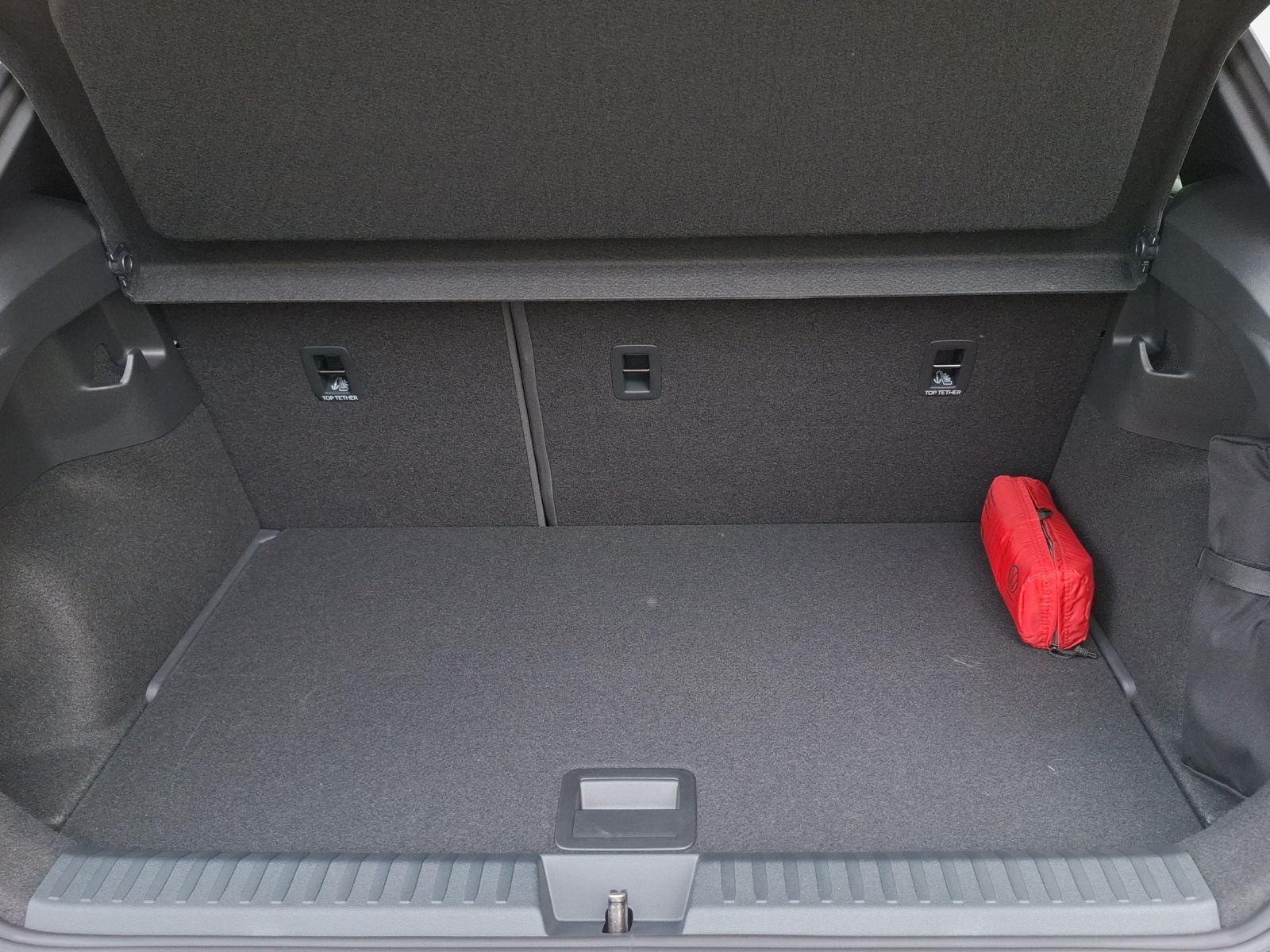 VW ID.Polo 52 kWh Style Edition One Plus-image-12