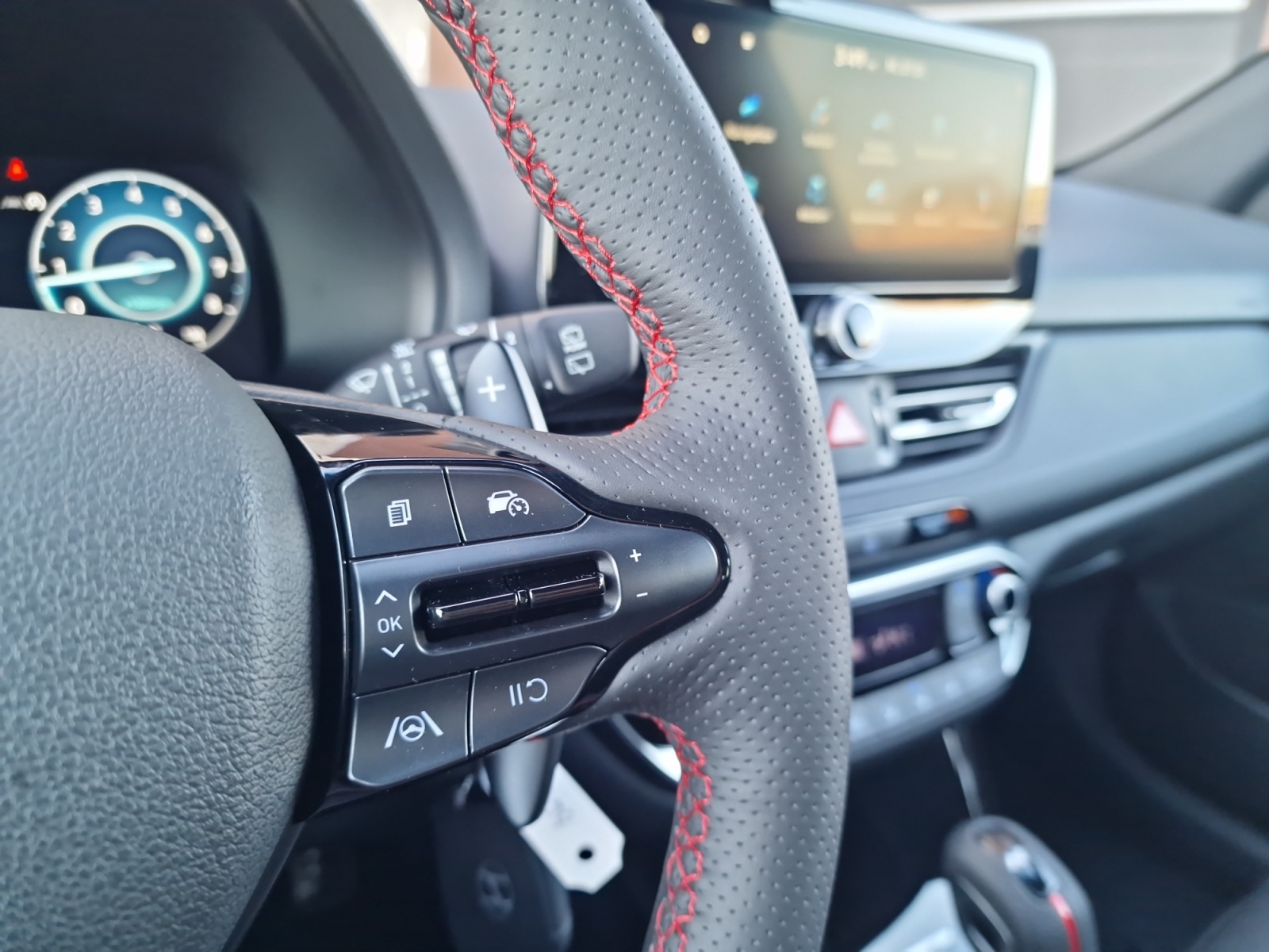 HYUNDAI i30 Wagon 1.5 T-GDi N Line 48V MH DCT-image-16