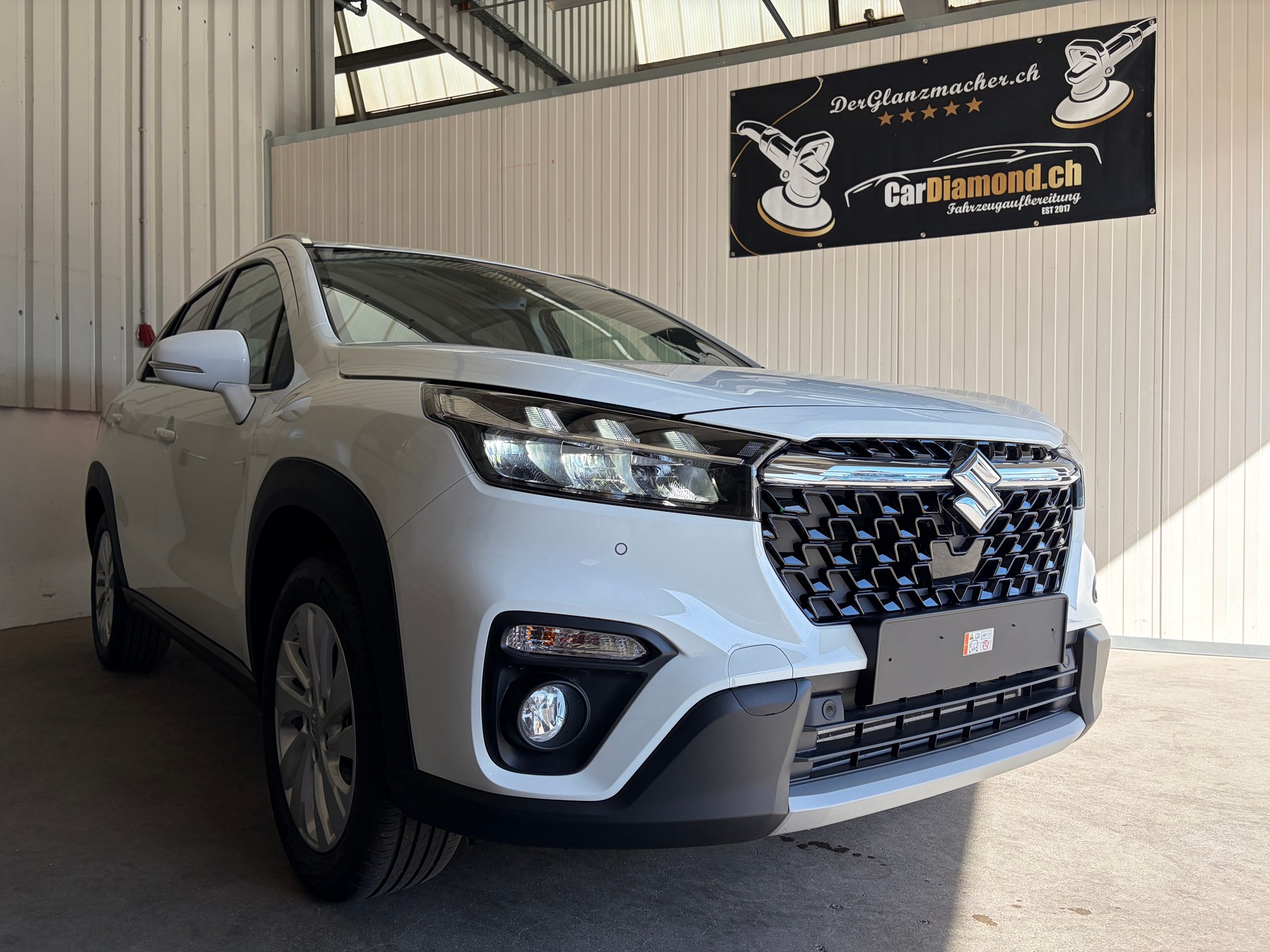 SUZUKI S-Cross 1.4 16V MHD 4WD Automatic NAVI KAMERA LED 17" LM-RÄDER-image-0