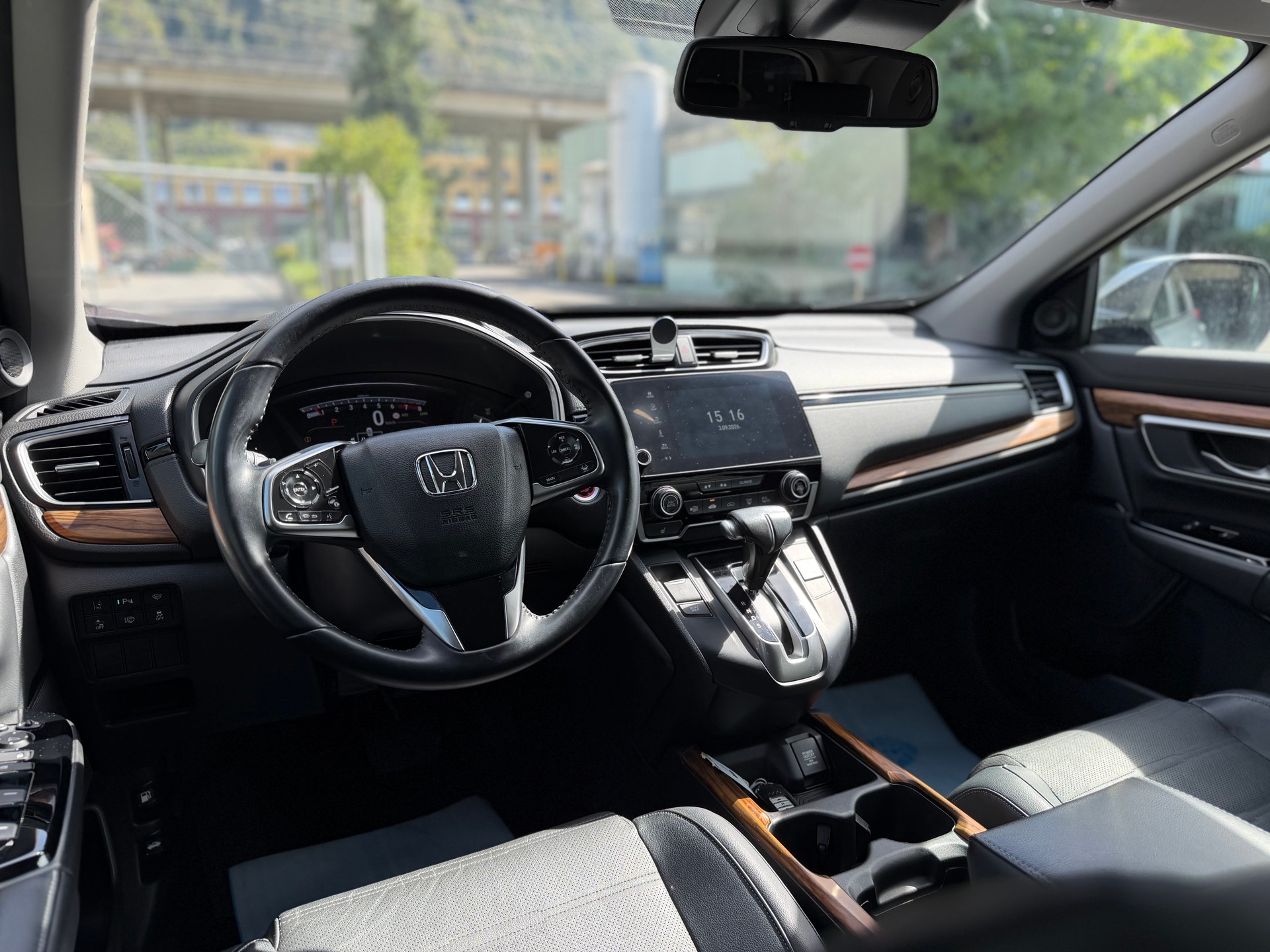 HONDA CR-V 1.5 i-VTEC Lifestyle 7 Plätze 4WD Automatic-image-12