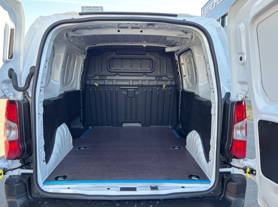 PEUGEOT Partner 1.5 Blue HDi Standard 650kg-image-5