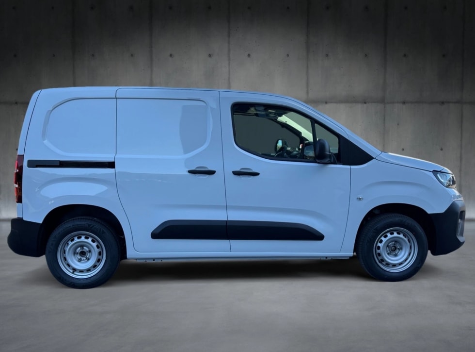 PEUGEOT Partner 1.5 Blue HDi Standard 650kg-image-1
