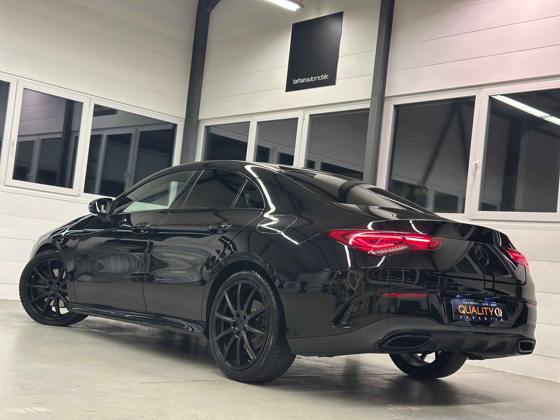 MERCEDES-BENZ CLA 200 AMG Line 7G-DCT-image-1