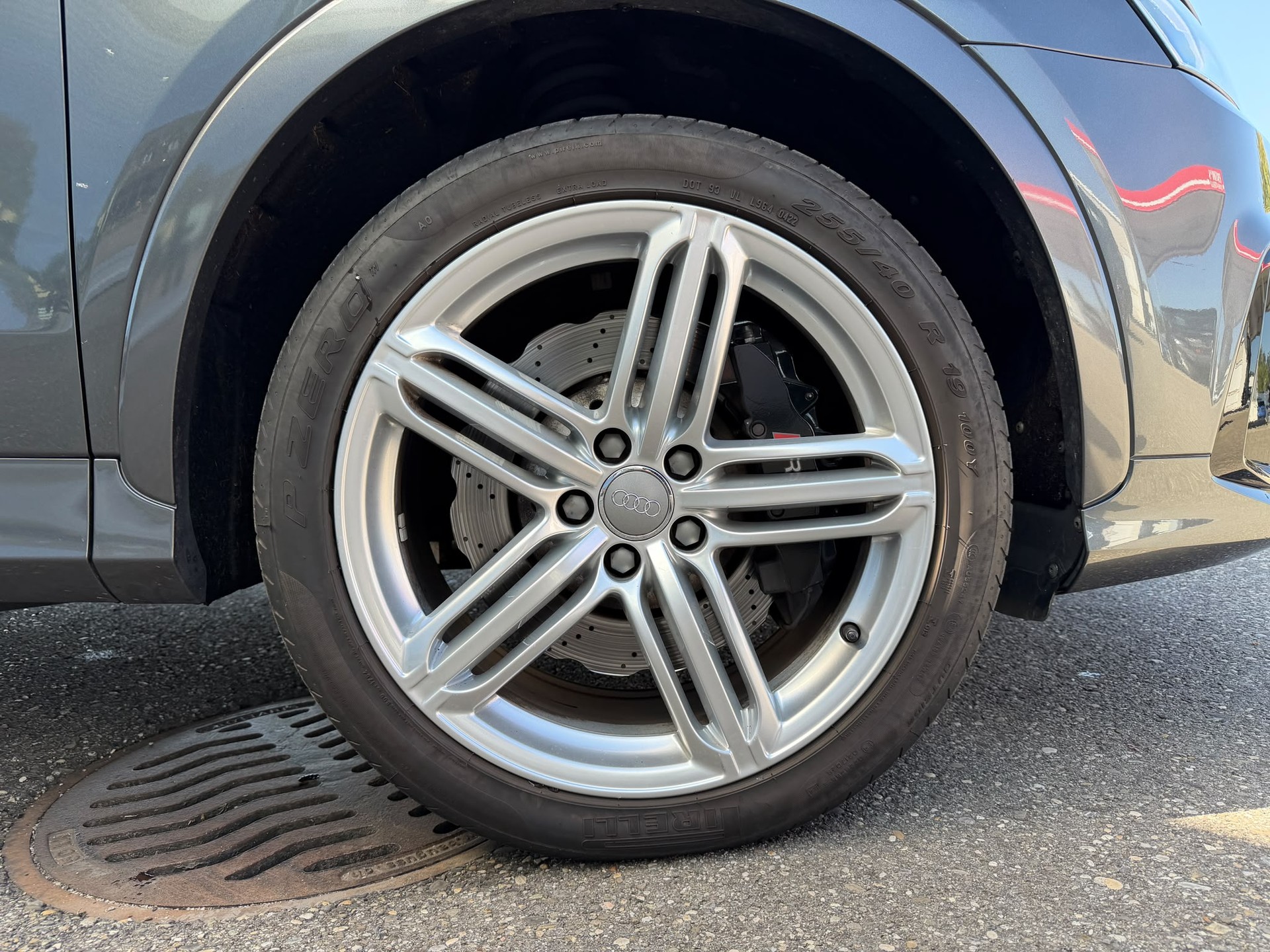 AUDI RS Q3 2.5 TFSI quattro S-tronic-image-9