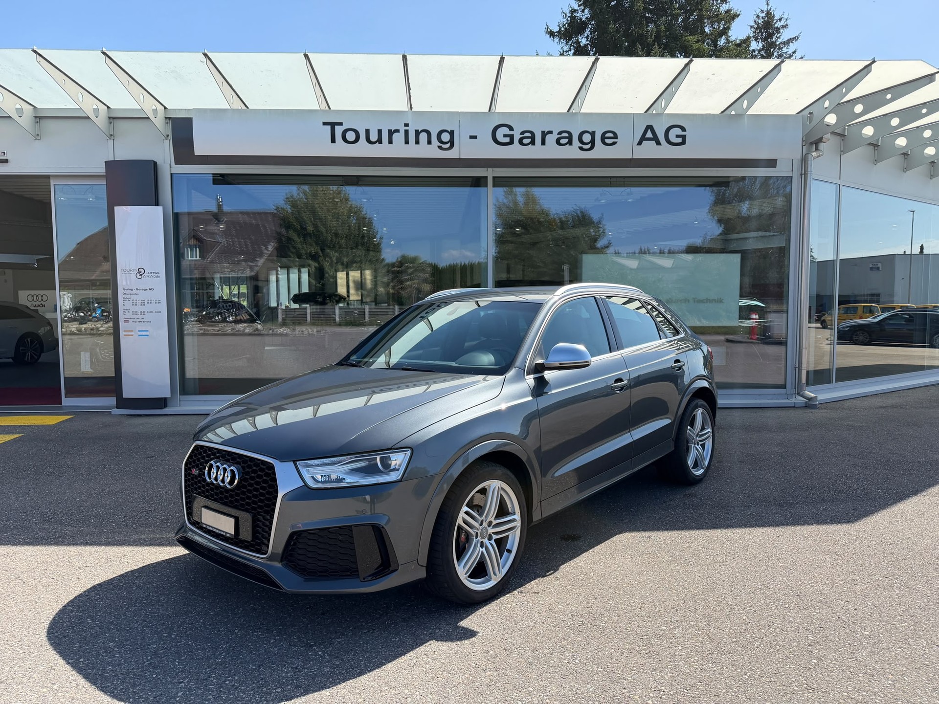 AUDI RS Q3 2.5 TFSI quattro S-tronic-image-0