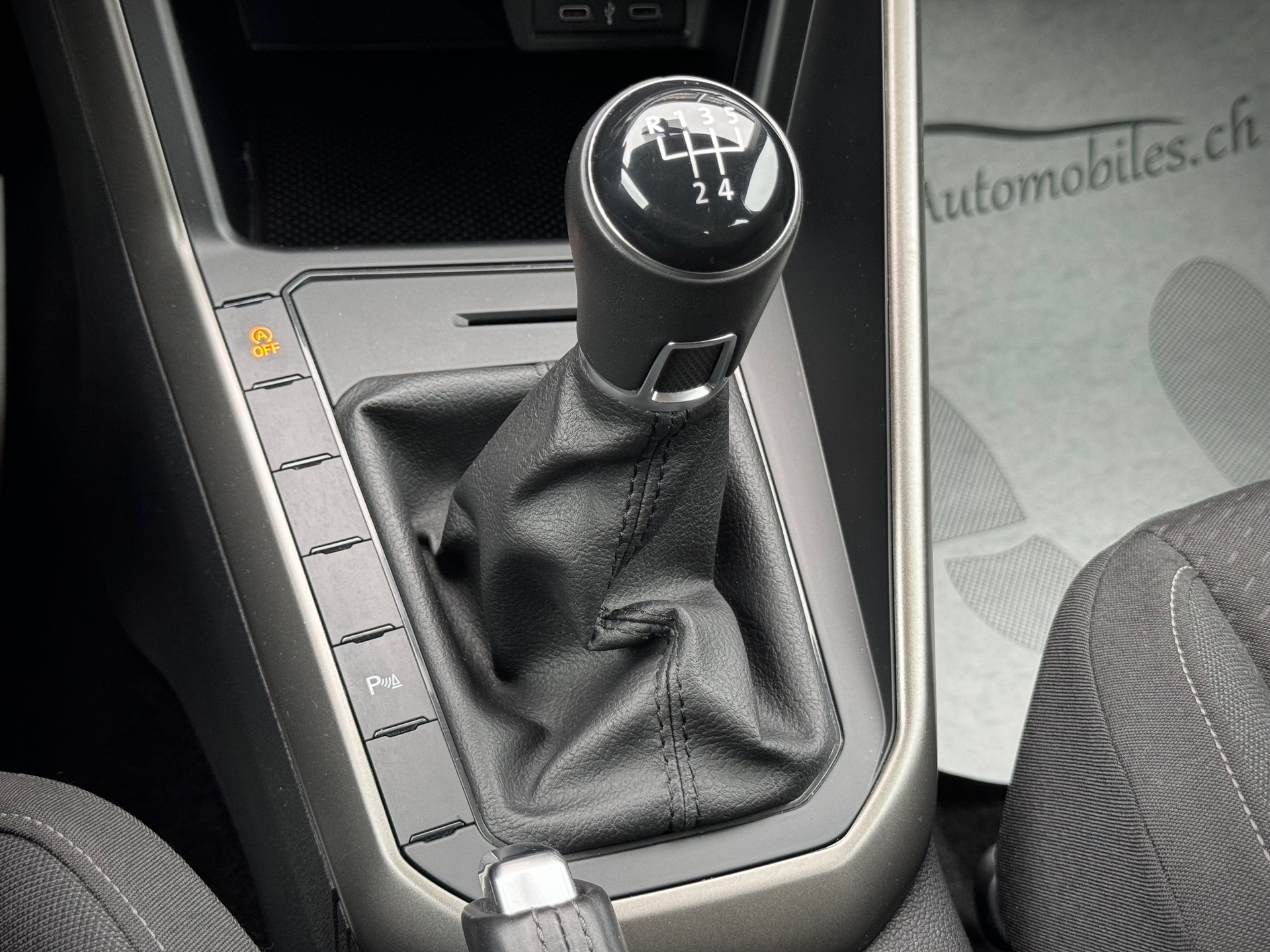 VW Polo 1.0 TSI BMT Comfortline - Véhicule Suisse (CH)-image-14