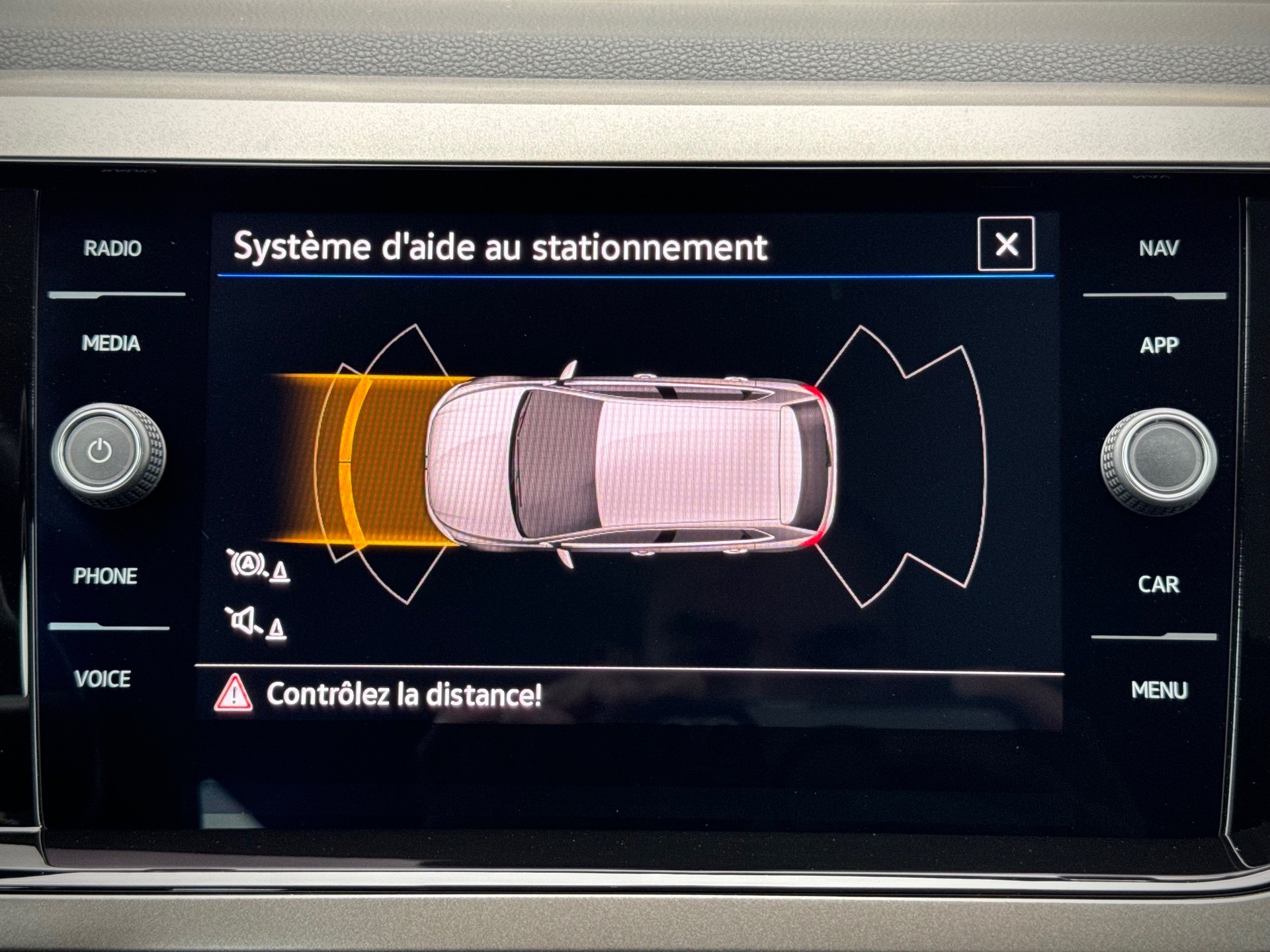VW Polo 1.0 TSI BMT Comfortline - Véhicule Suisse (CH)-image-10