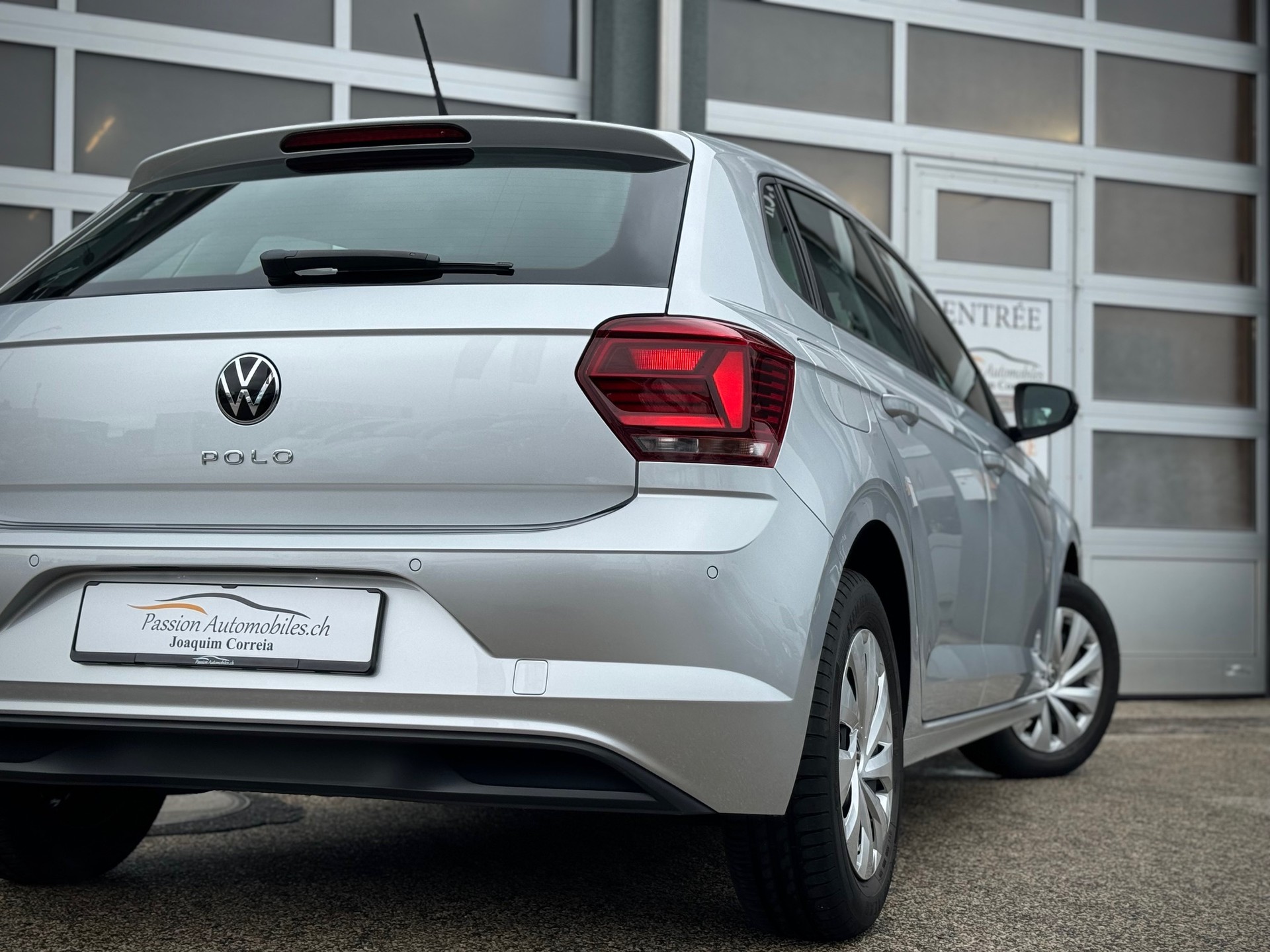 VW Polo 1.0 TSI BMT Comfortline - Véhicule Suisse (CH)-image-5