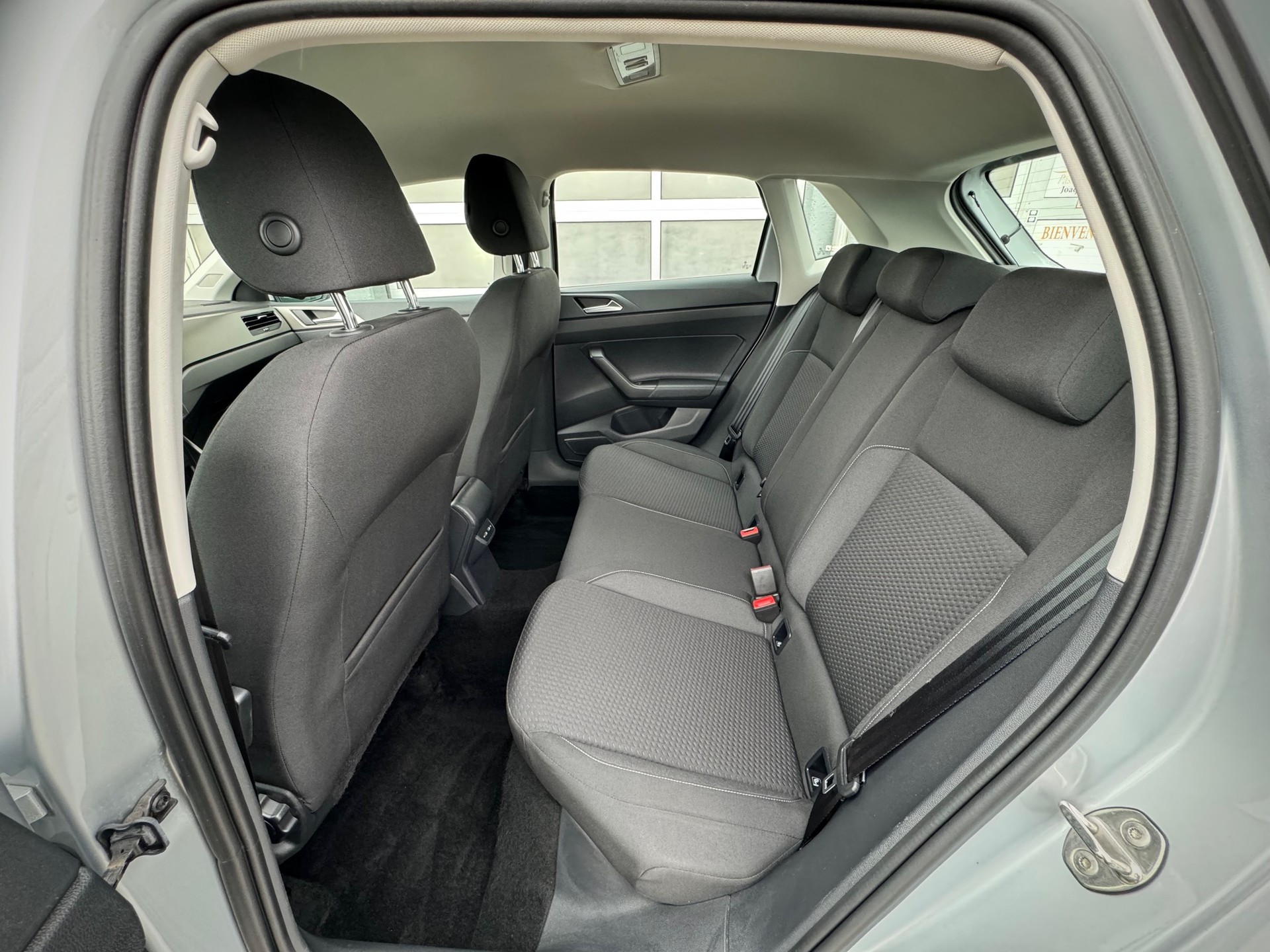 VW Polo 1.0 TSI BMT Comfortline - Véhicule Suisse (CH)-image-8