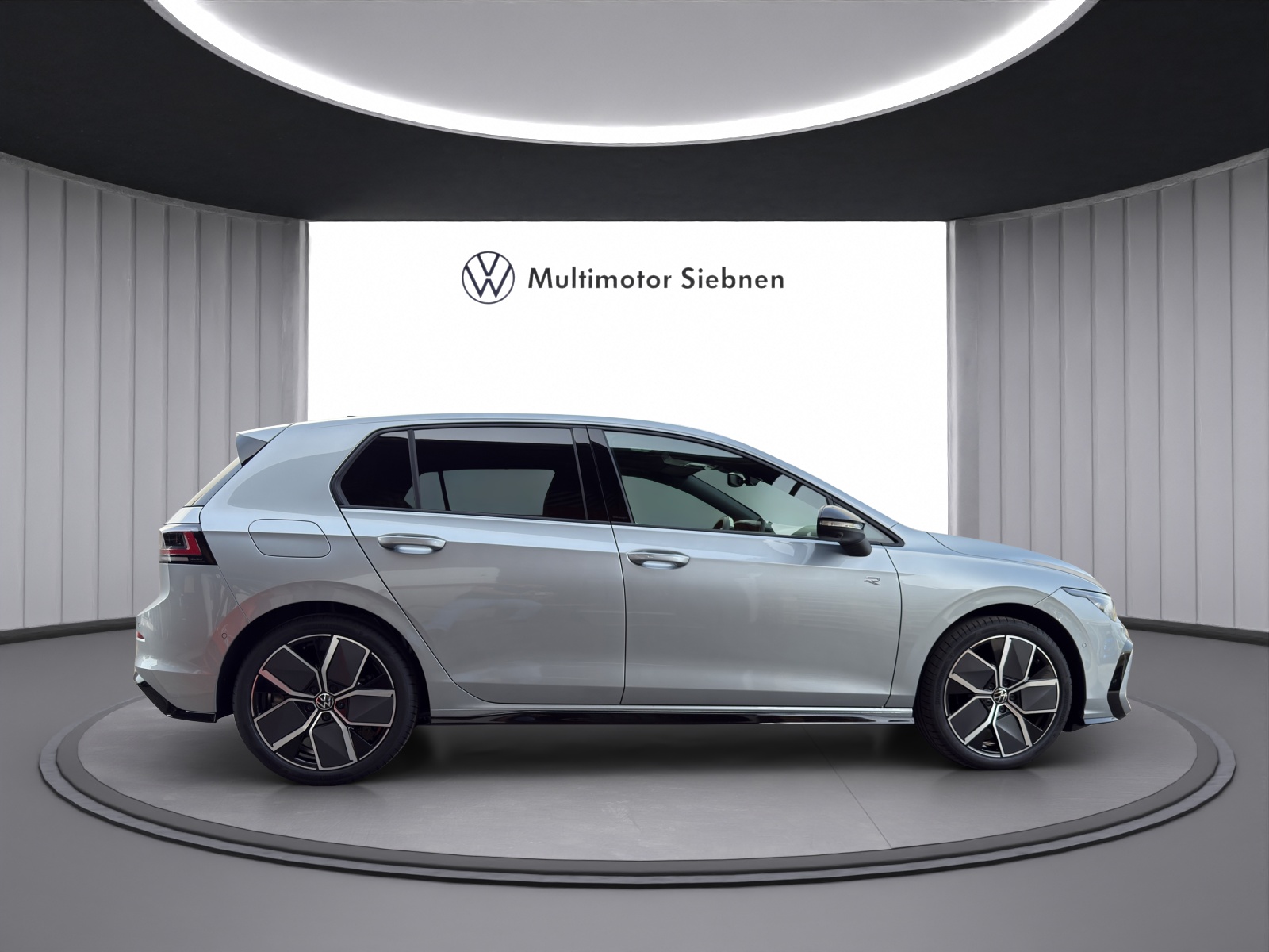 VW Golf 1.5 e TSI mHEV R-Line DSG-image-5