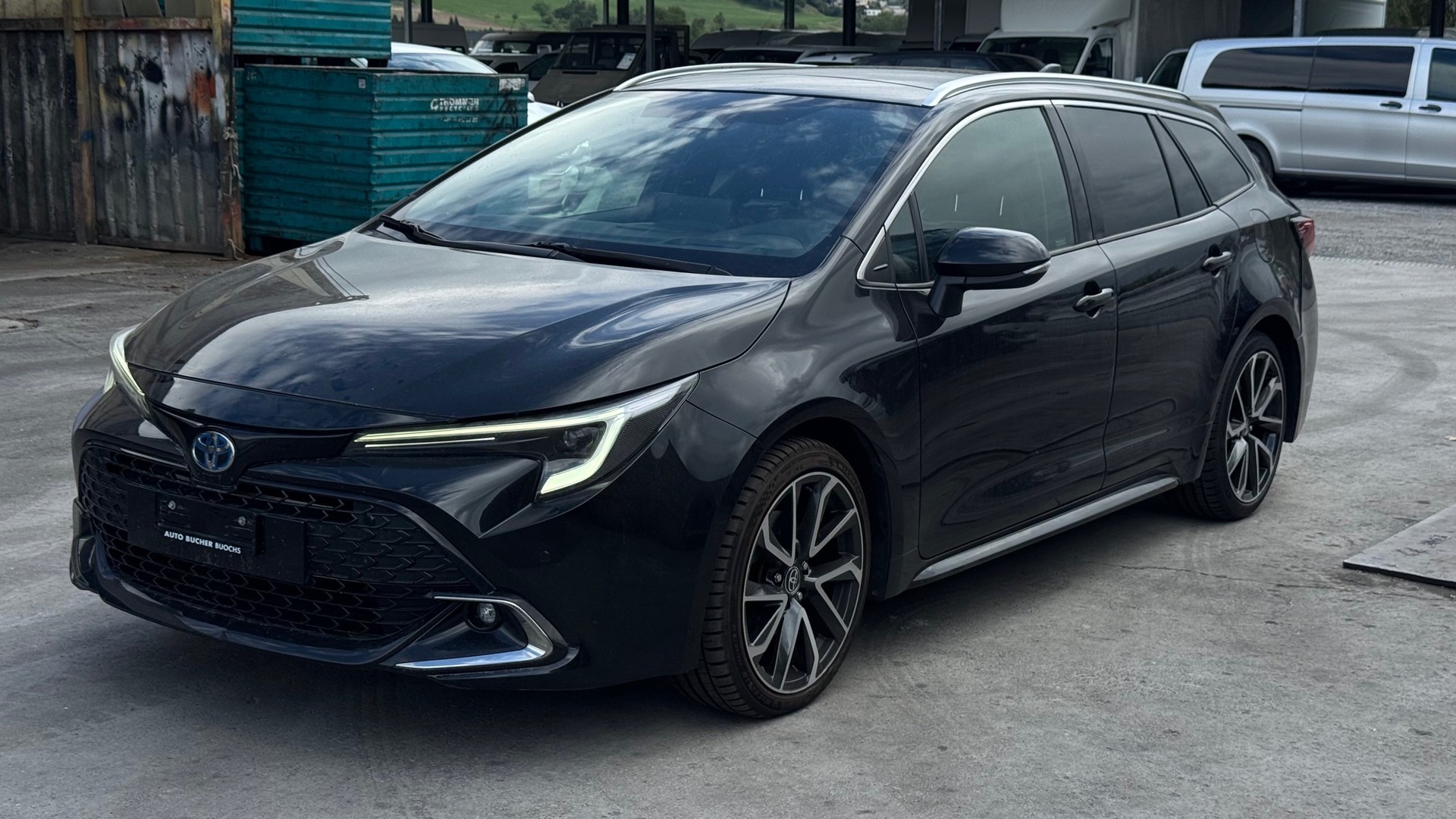 TOYOTA Corolla Touring Sports 2.0 HSD Premium e-CVT-image-0
