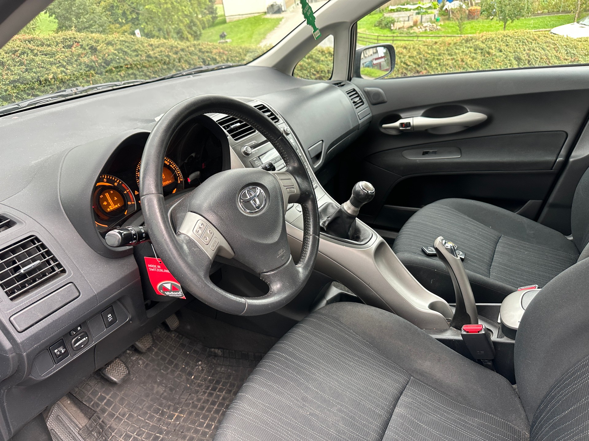 TOYOTA Auris 1.6 Linea Luna-image-6