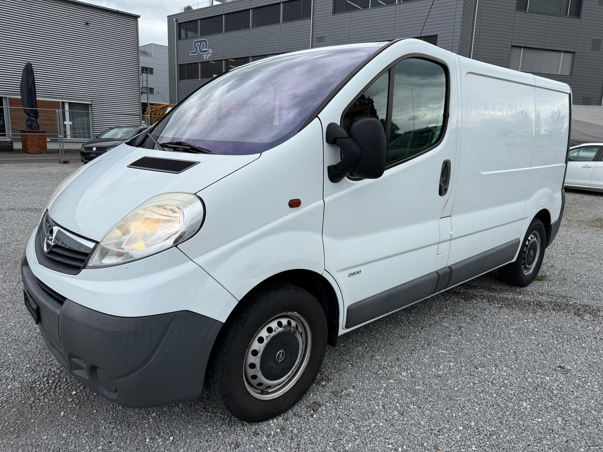 OPEL Vivaro 2.0 CDTI 2.7t L1H1-image-1