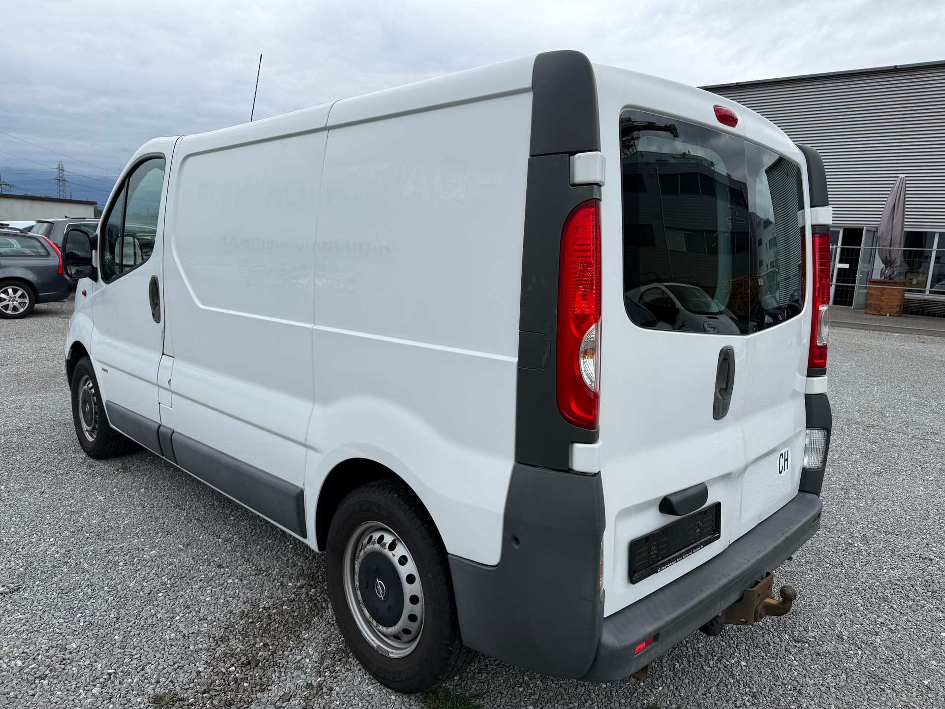 OPEL Vivaro 2.0 CDTI 2.7t L1H1-image-2
