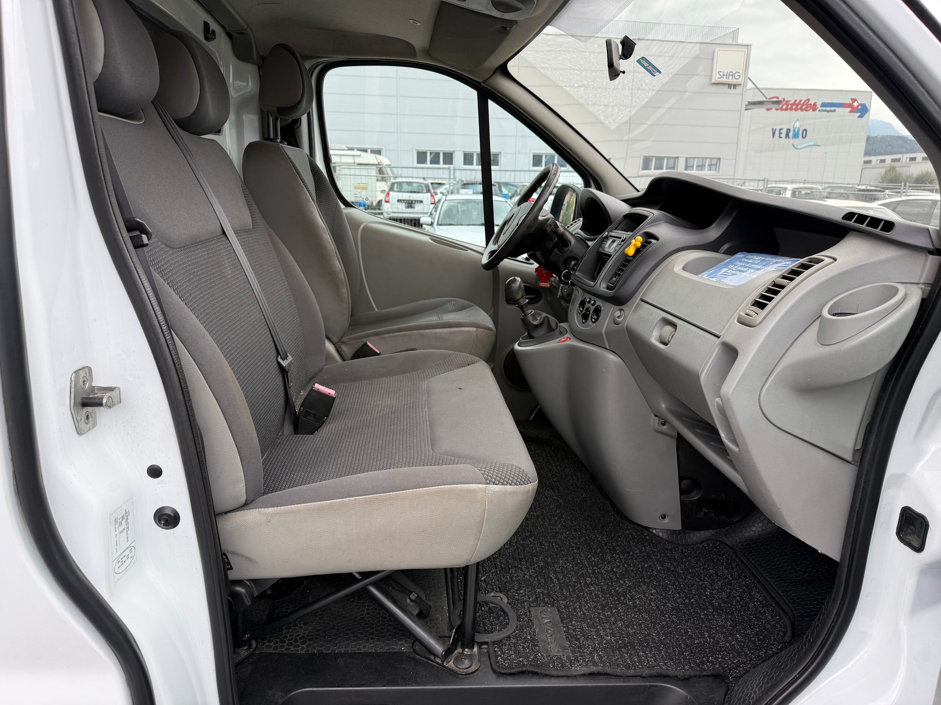 OPEL Vivaro 2.0 CDTI 2.7t L1H1-image-6