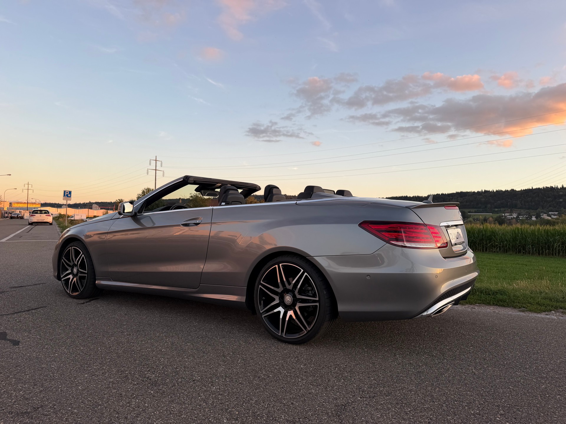 MERCEDES-BENZ E 400 7G-Tronic*** AMG LINE***360°-Kamera-image-11