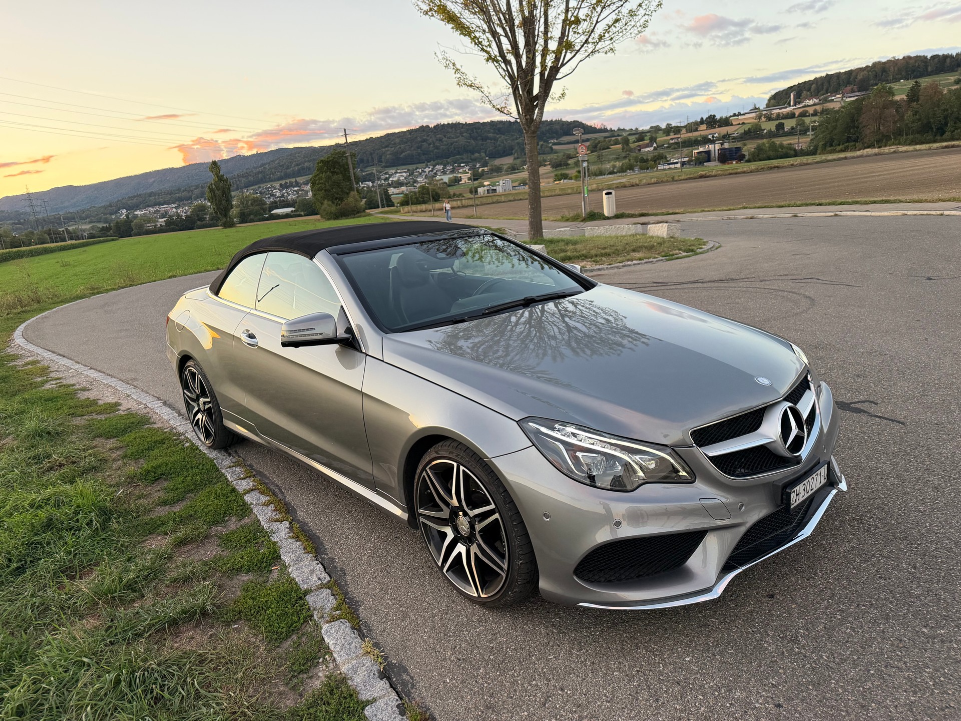 MERCEDES-BENZ E 400 7G-Tronic*** AMG LINE***360°-Kamera-image-17